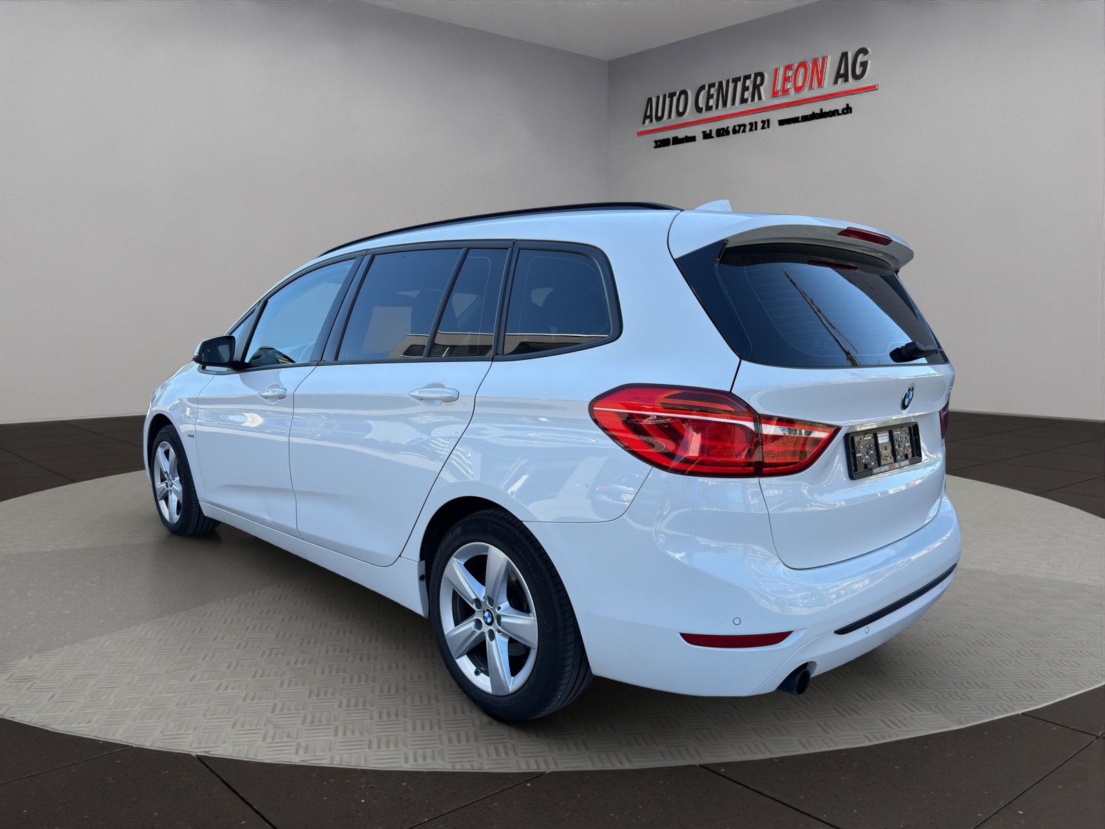 BMW 218d Gran Tourer Steptronic-showroom-element-3