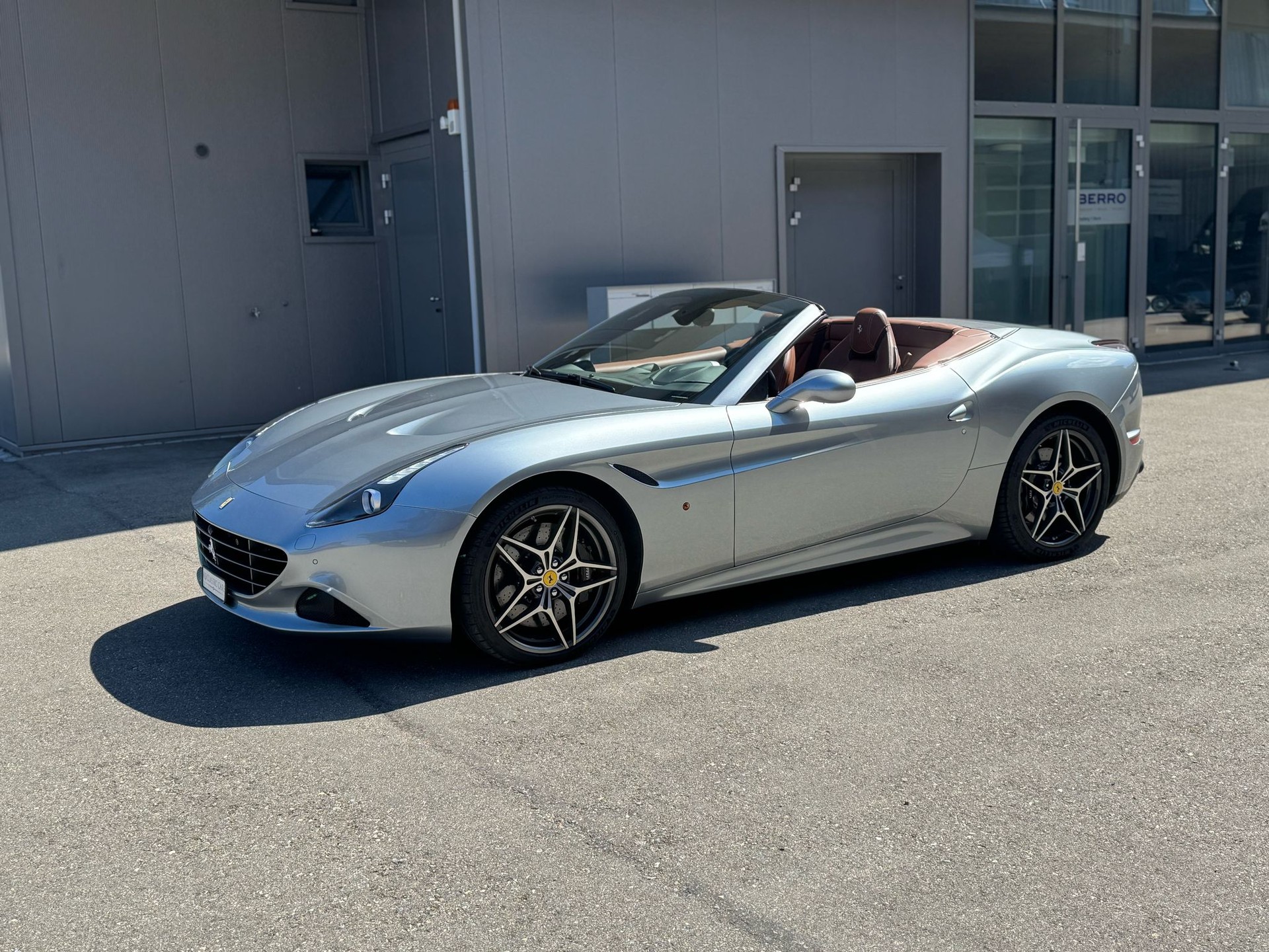 FERRARI California 3.9 V8 T-image-3