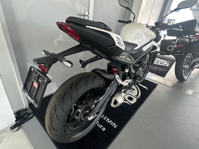 TRIUMPH Street Triple R 765-image-4