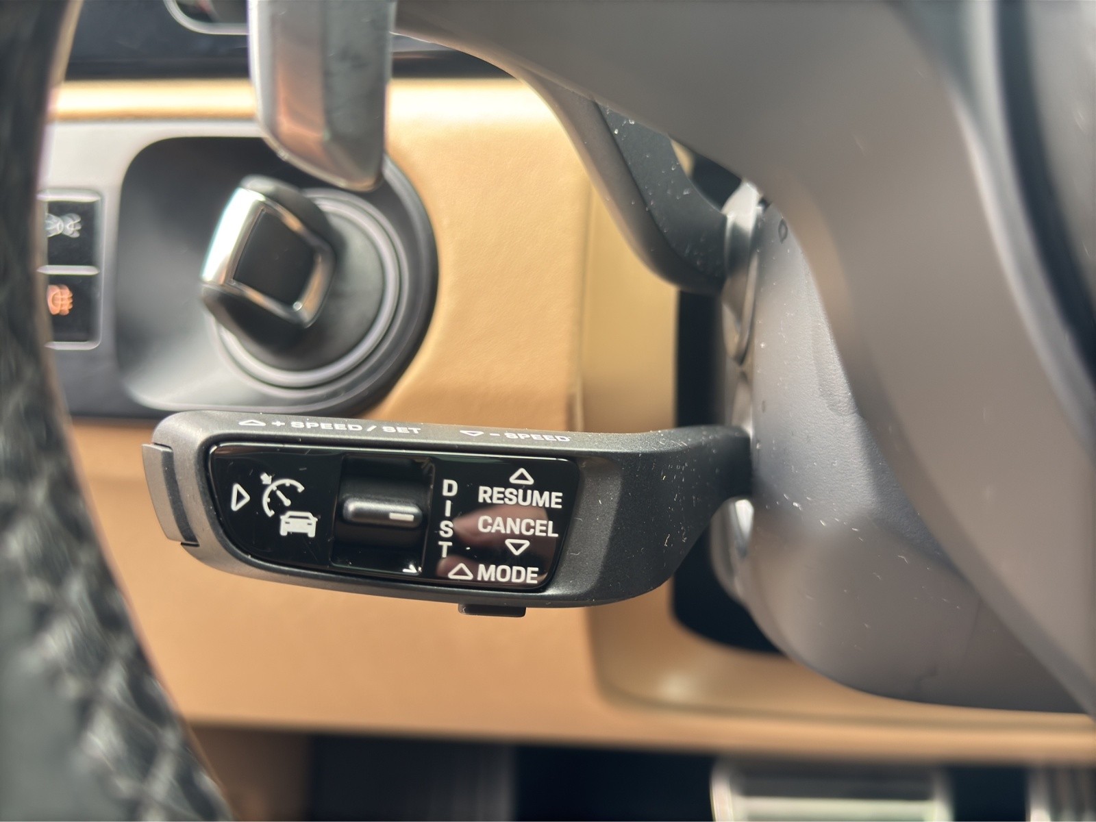 PORSCHE Cayenne Turbo-image-22