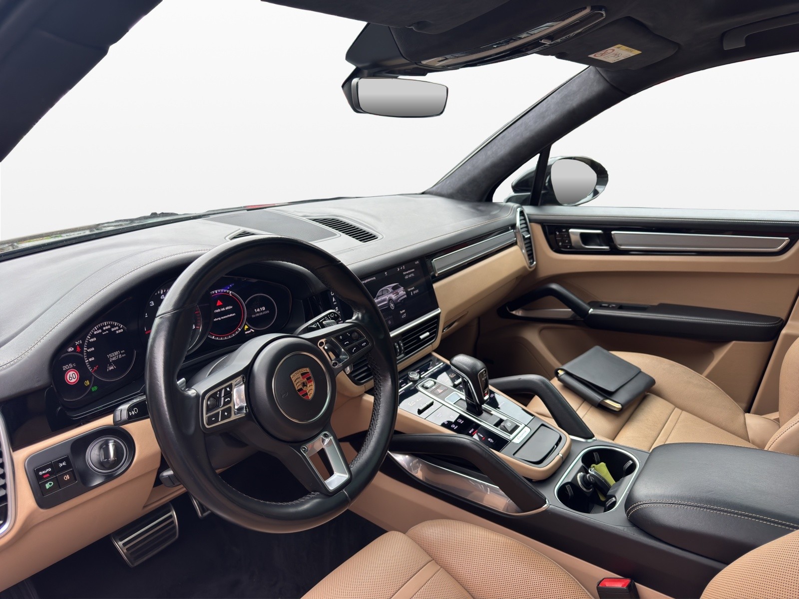 PORSCHE Cayenne Turbo-image-8