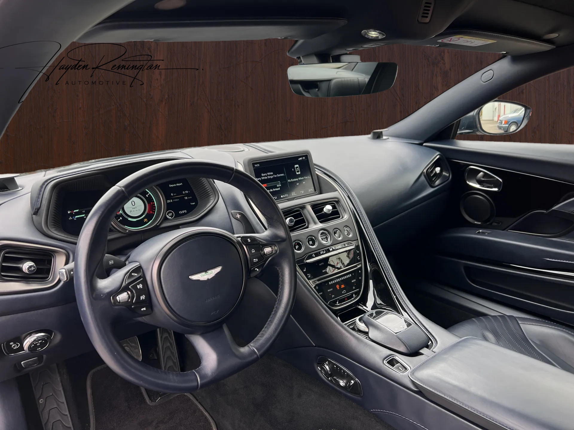 ASTON MARTIN DB11 V12 Launch Edition Touchtronic 3-image-8