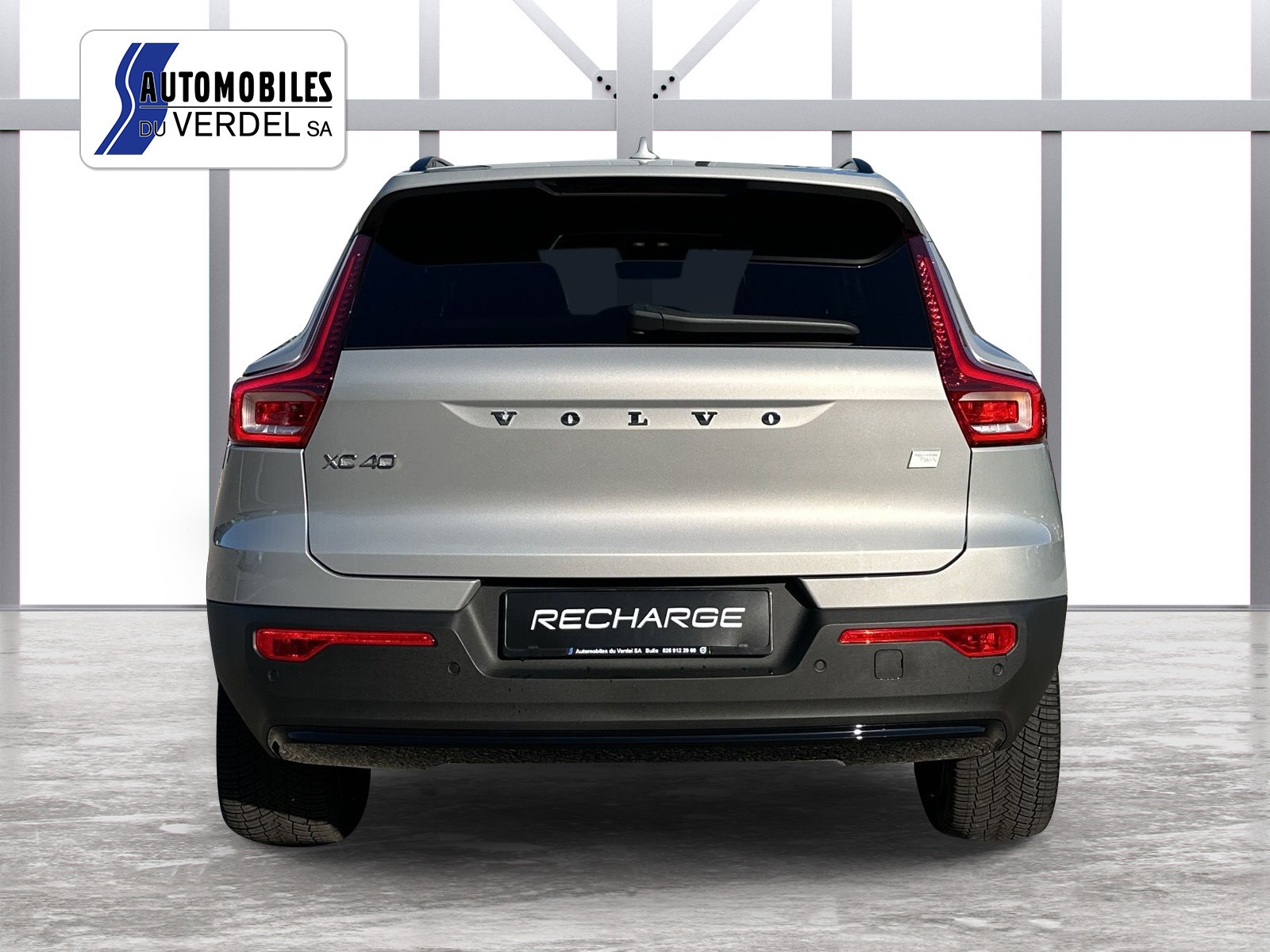 VOLVO XC40 E80 Twin Plus AWD-showroom-element-3