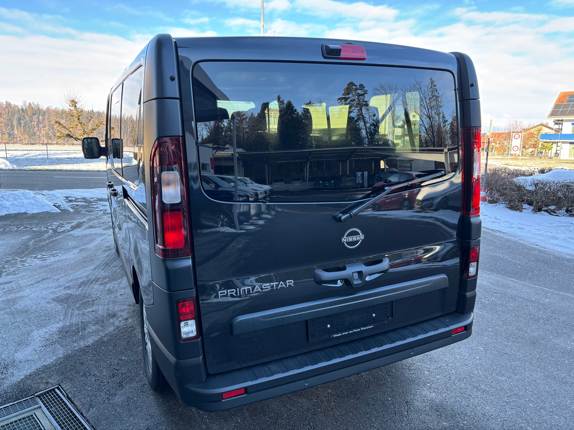 NISSAN Primastar 170 2.8L1H1 Tekna 9 Plätzer-image-2