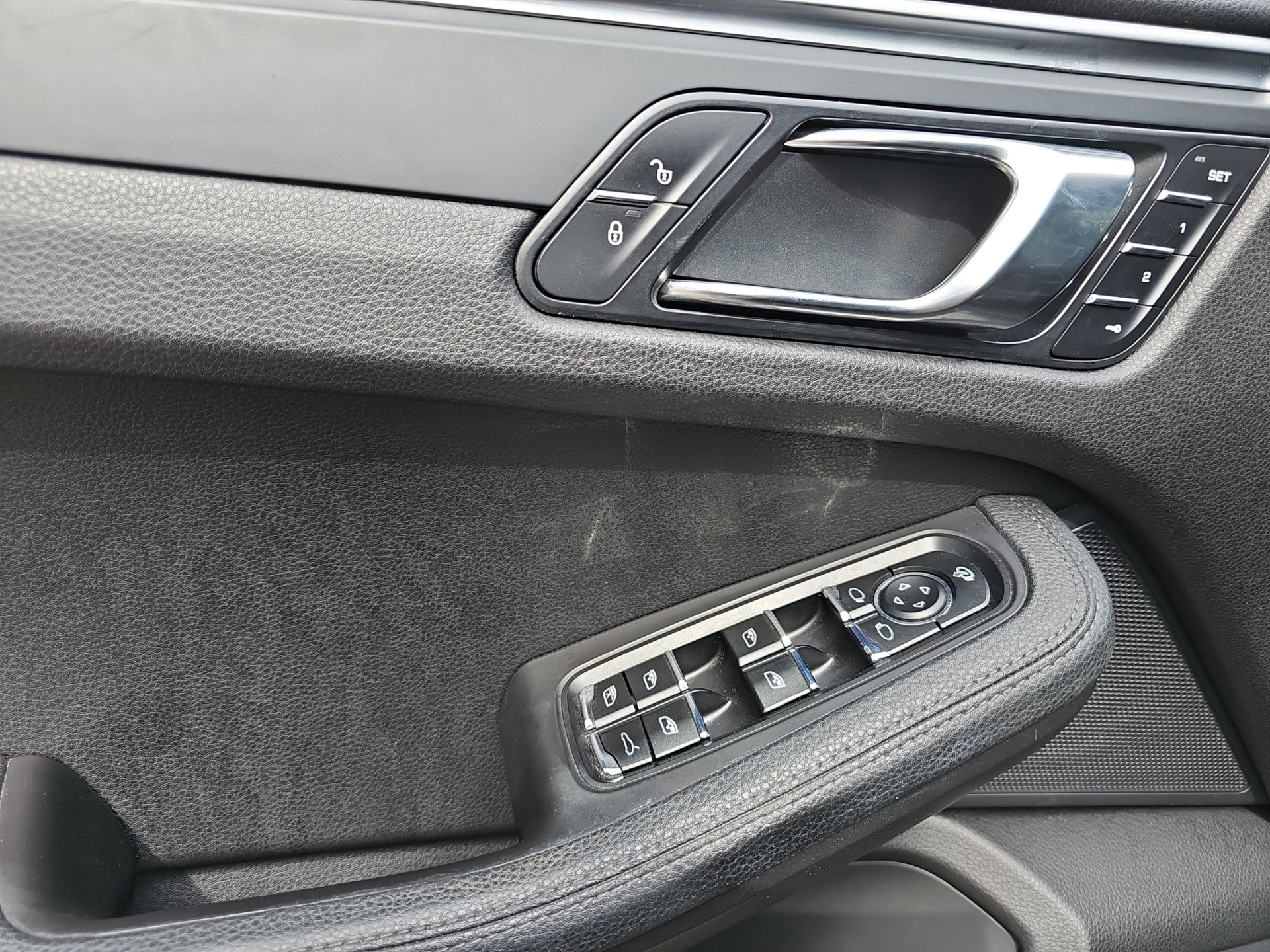 PORSCHE Macan PDK-image-20