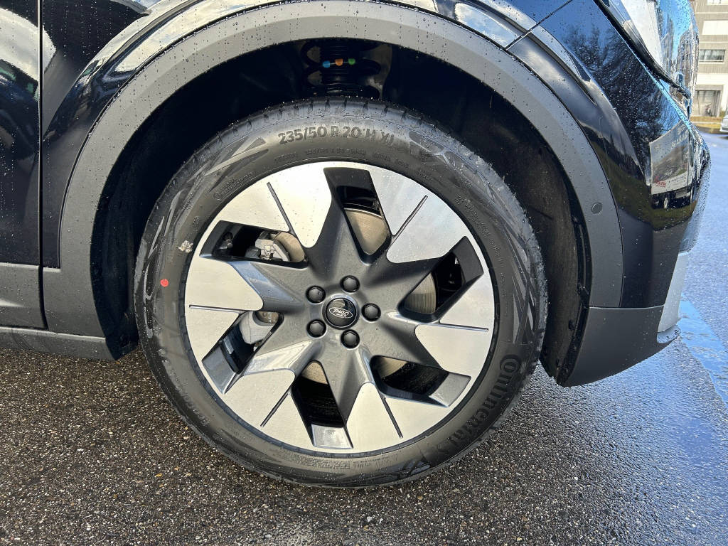FORD Explorer Extended Range Premium AWD-image-12
