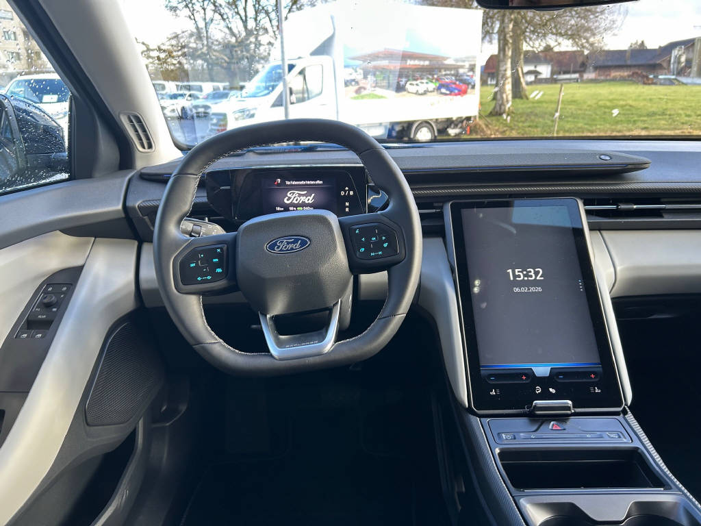 FORD Explorer Extended Range Premium AWD-image-7