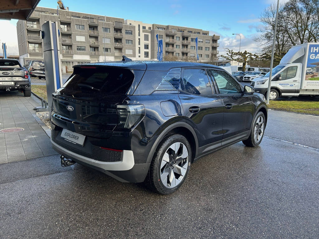 FORD Explorer Extended Range Premium AWD-showroom-element-2