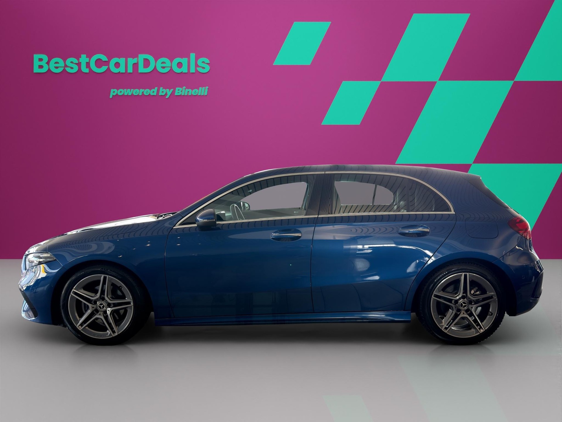 MERCEDES-BENZ A 200 AMG Line-image-5