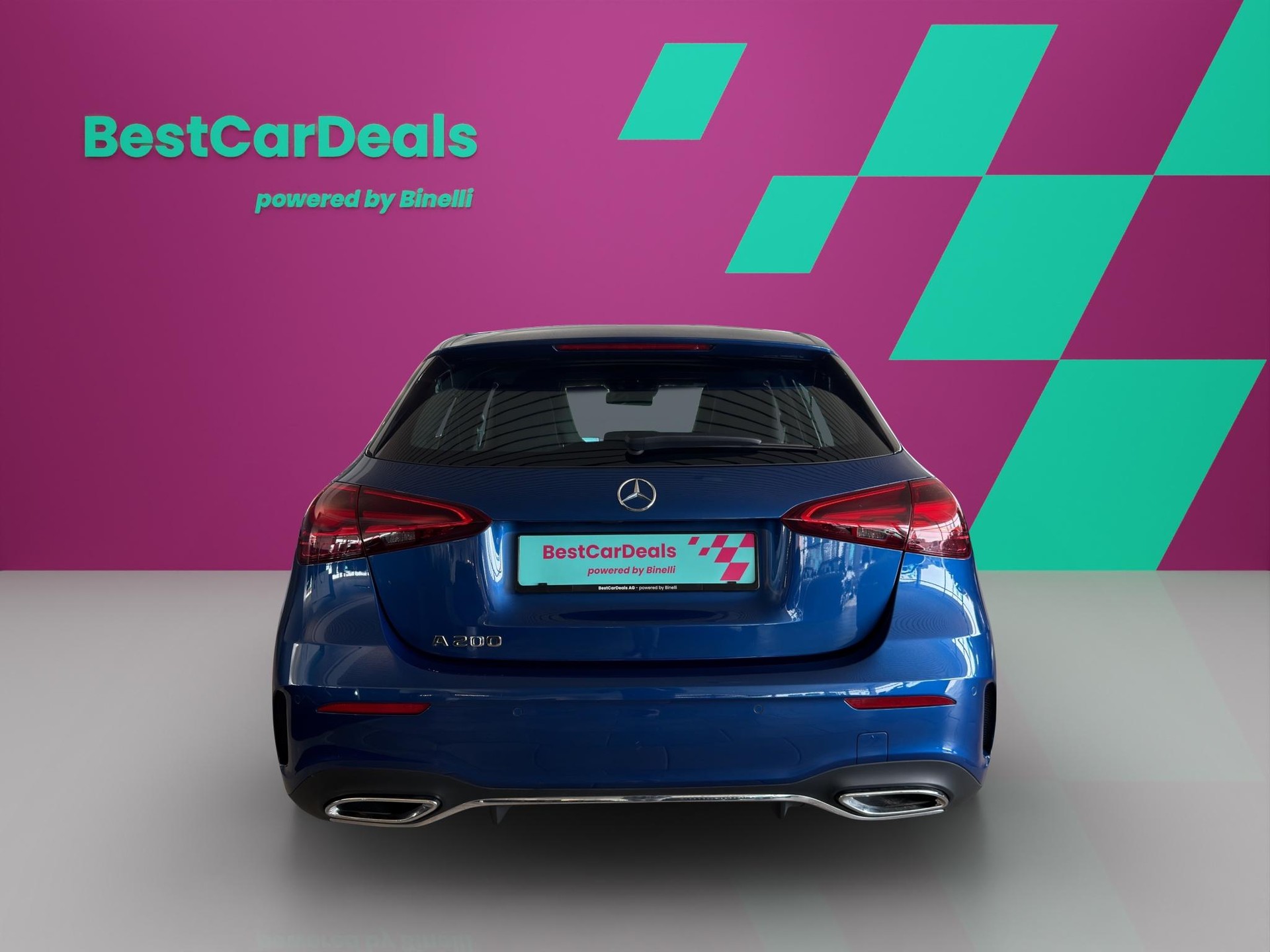 MERCEDES-BENZ A 200 AMG Line-showroom-element-3
