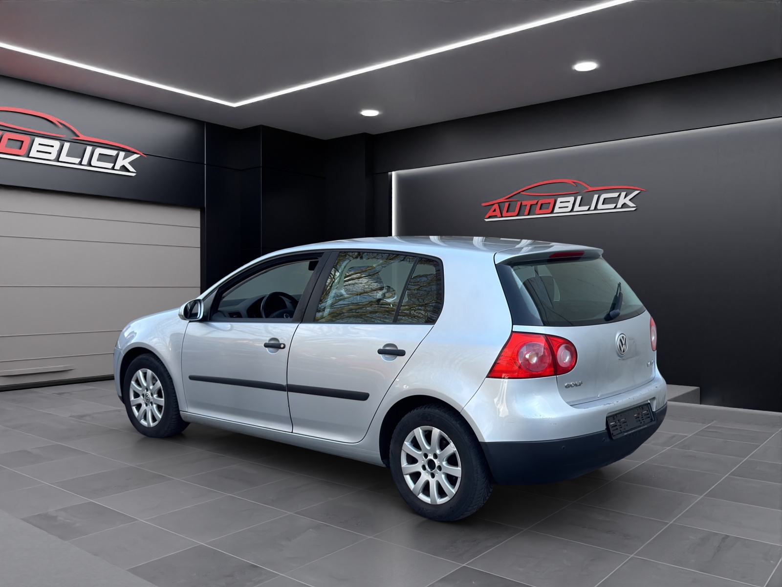 VW Golf 1.6 FSI Comfortline-showroom-element-1