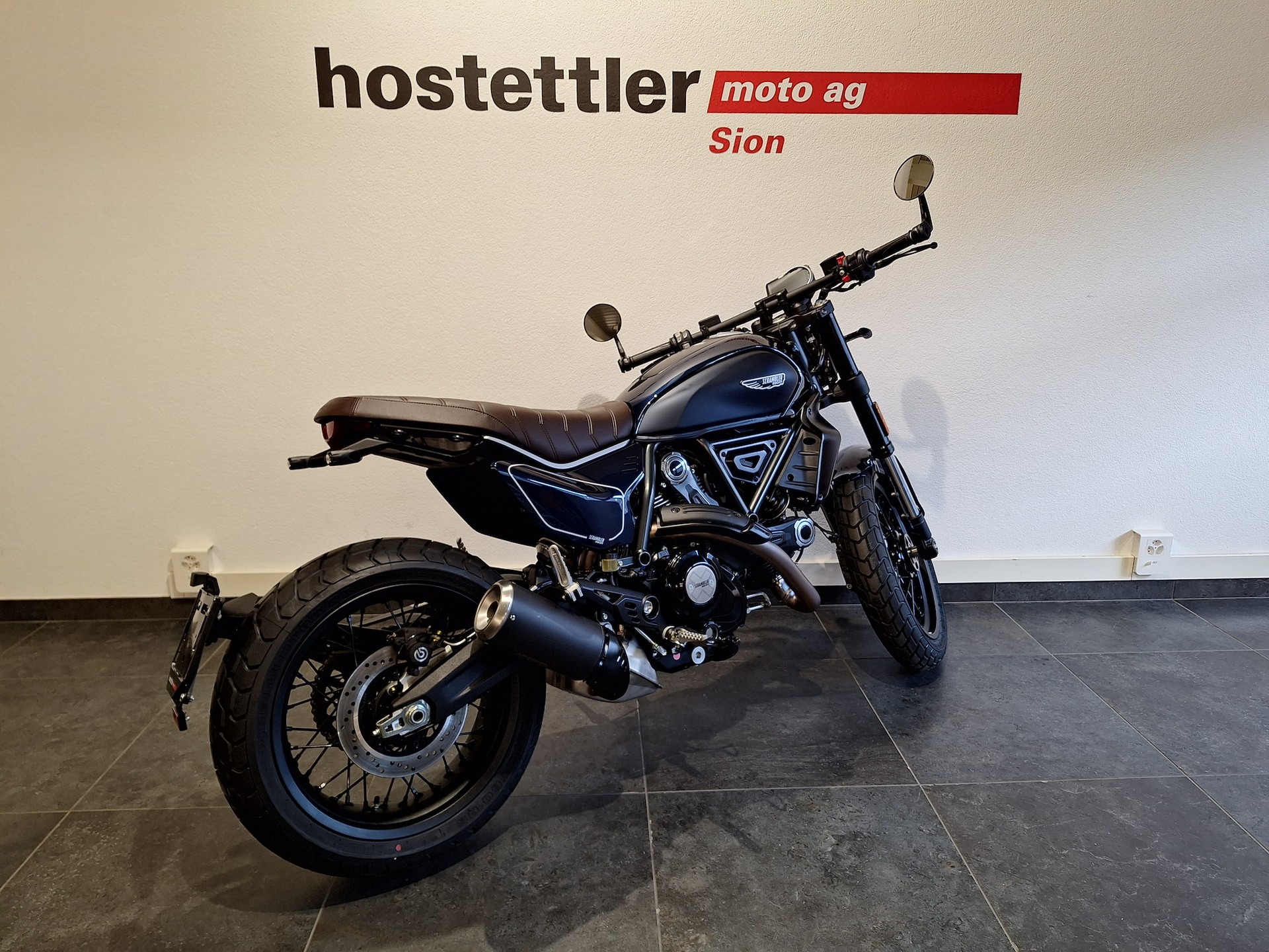 DUCATI Scrambler Nightshift-image-2