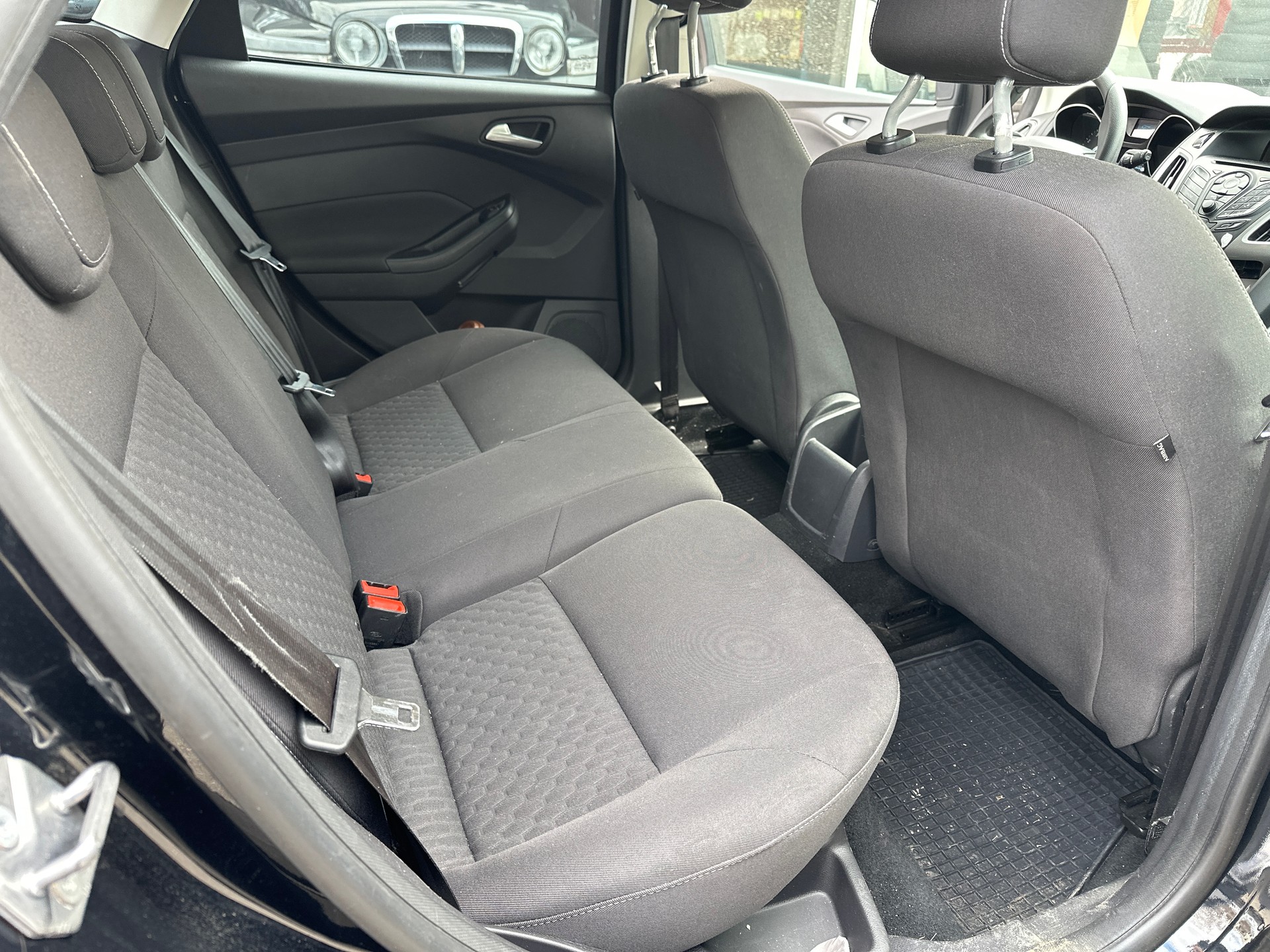 FORD Focus 1.0 SCTi Trend-image-11