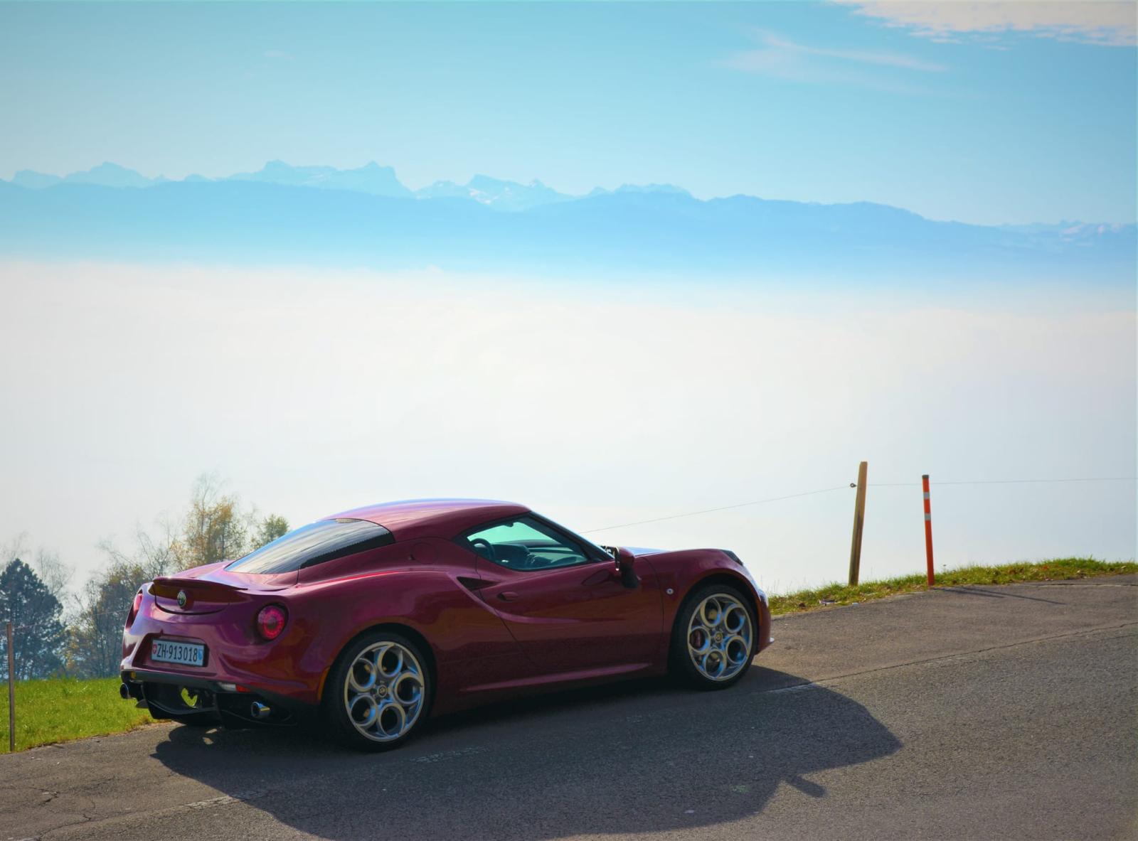 ALFA ROMEO 4C 1750 TBi TCT-image-1