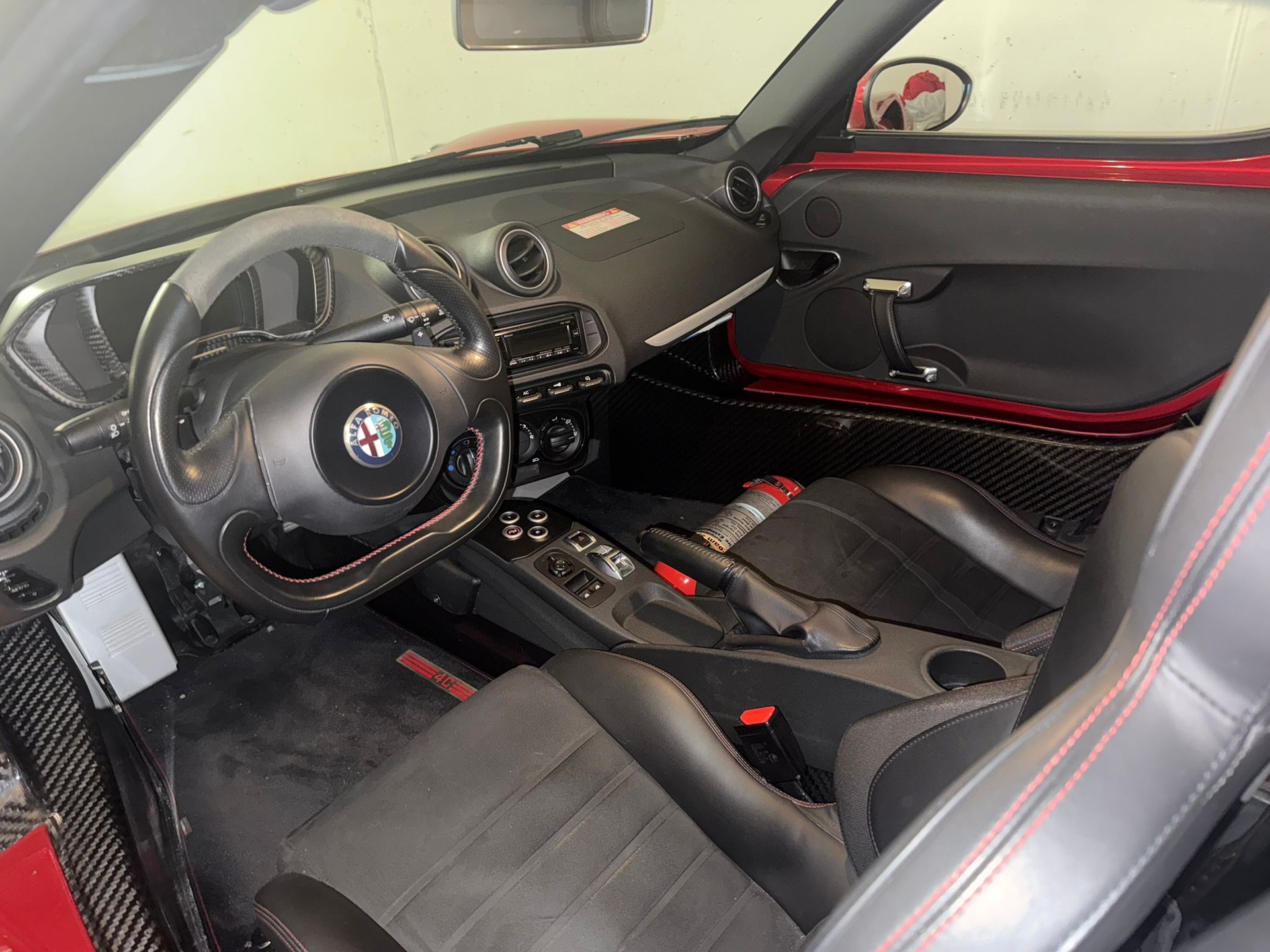 ALFA ROMEO 4C 1750 TBi TCT-image-5