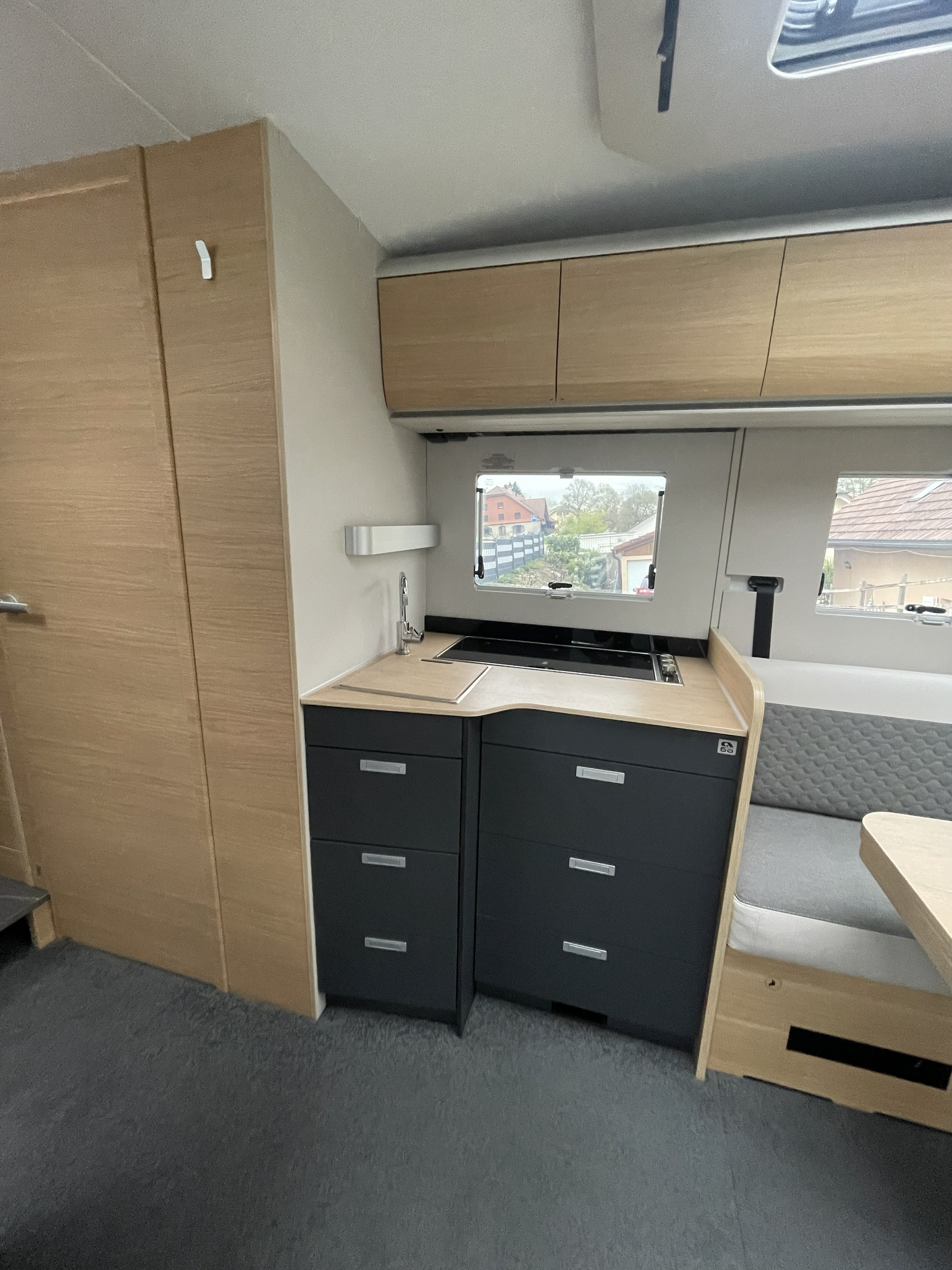 ADRIA Coral 670 DL 60 Years Deluxe-image-4