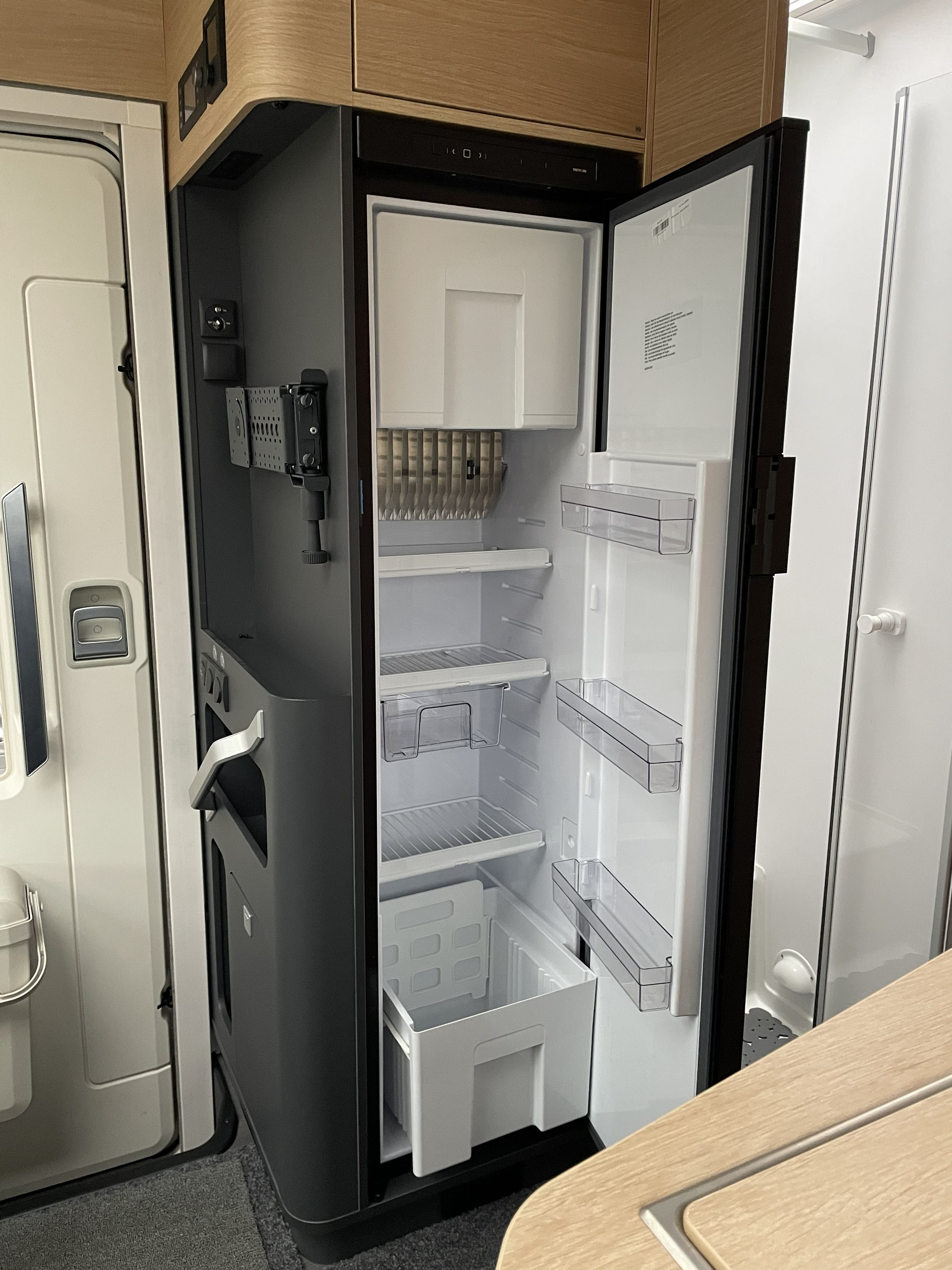 ADRIA Coral 670 DL 60 Years Deluxe-image-5
