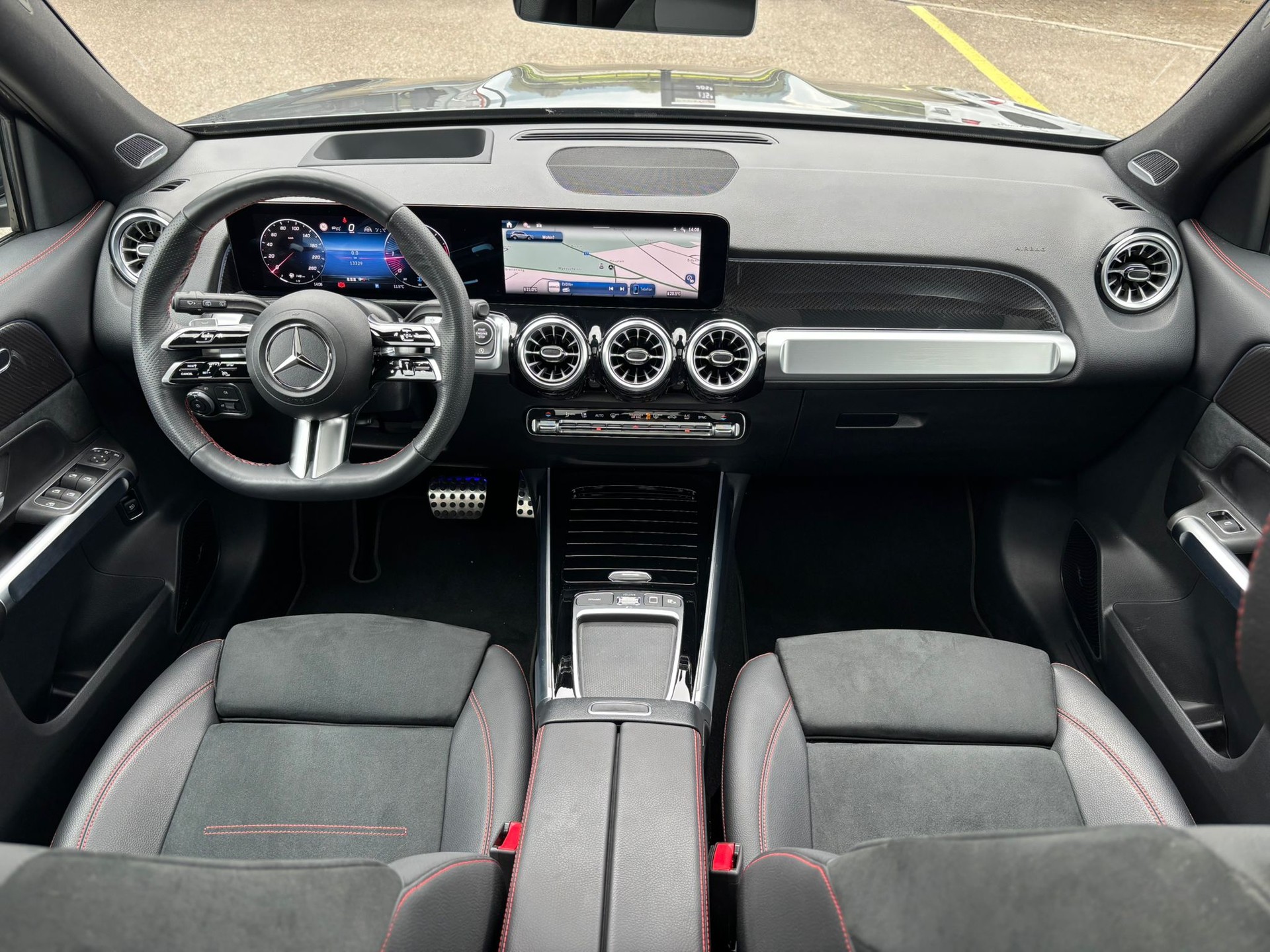 MERCEDES-BENZ GLB 220d AMG-Line 4Matic-image-7