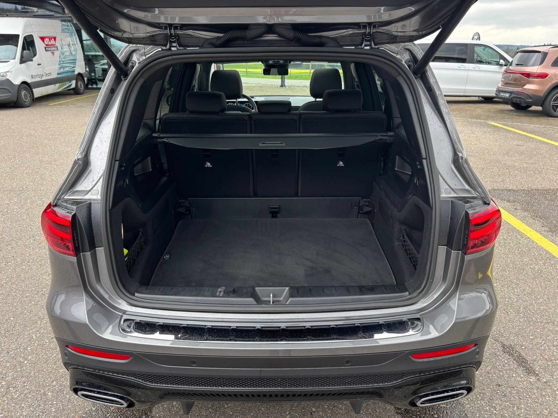MERCEDES-BENZ GLB 220d AMG-Line 4Matic-image-14