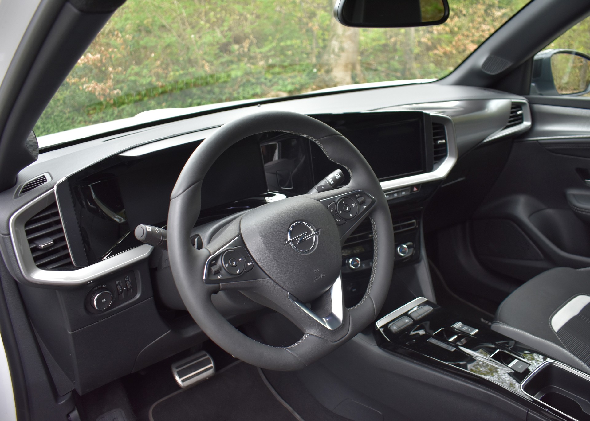 OPEL Mokka 1.2 Direct Injection Turbo GS Aut.-image-6