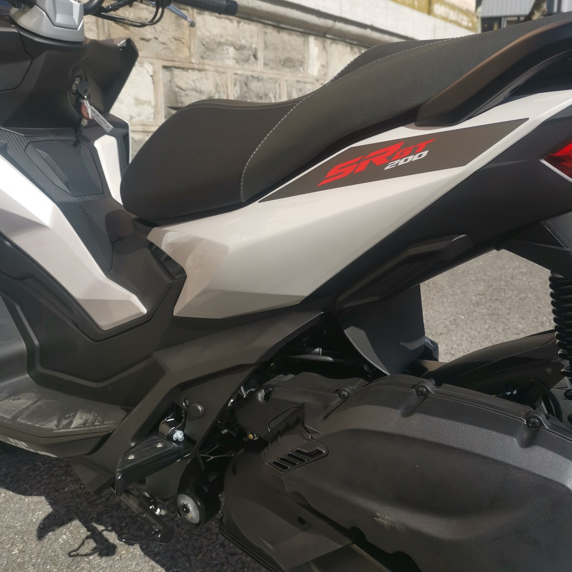 APRILIA SR 200 GT ABS E5+-image-7