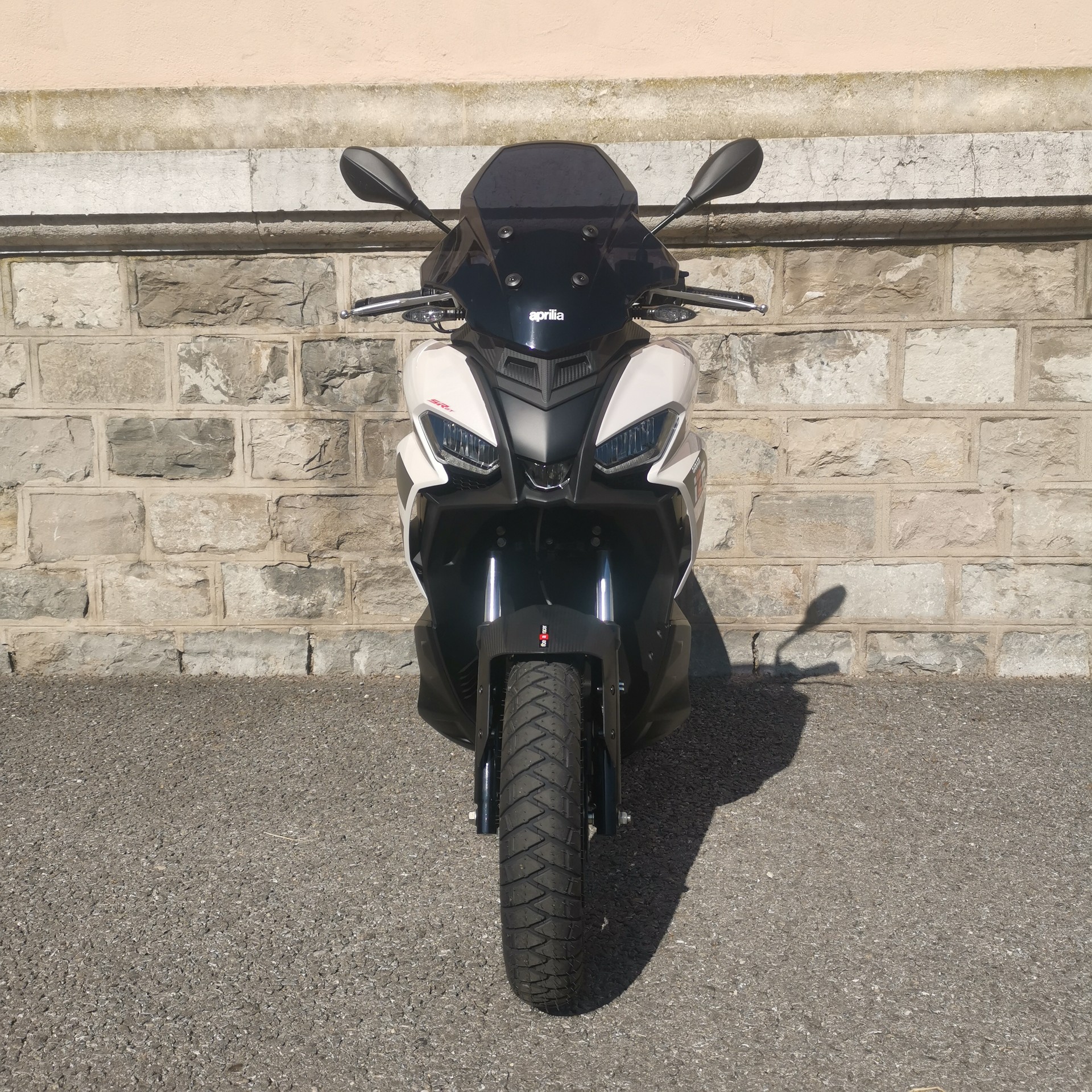 APRILIA SR 200 GT ABS E5+-image-1