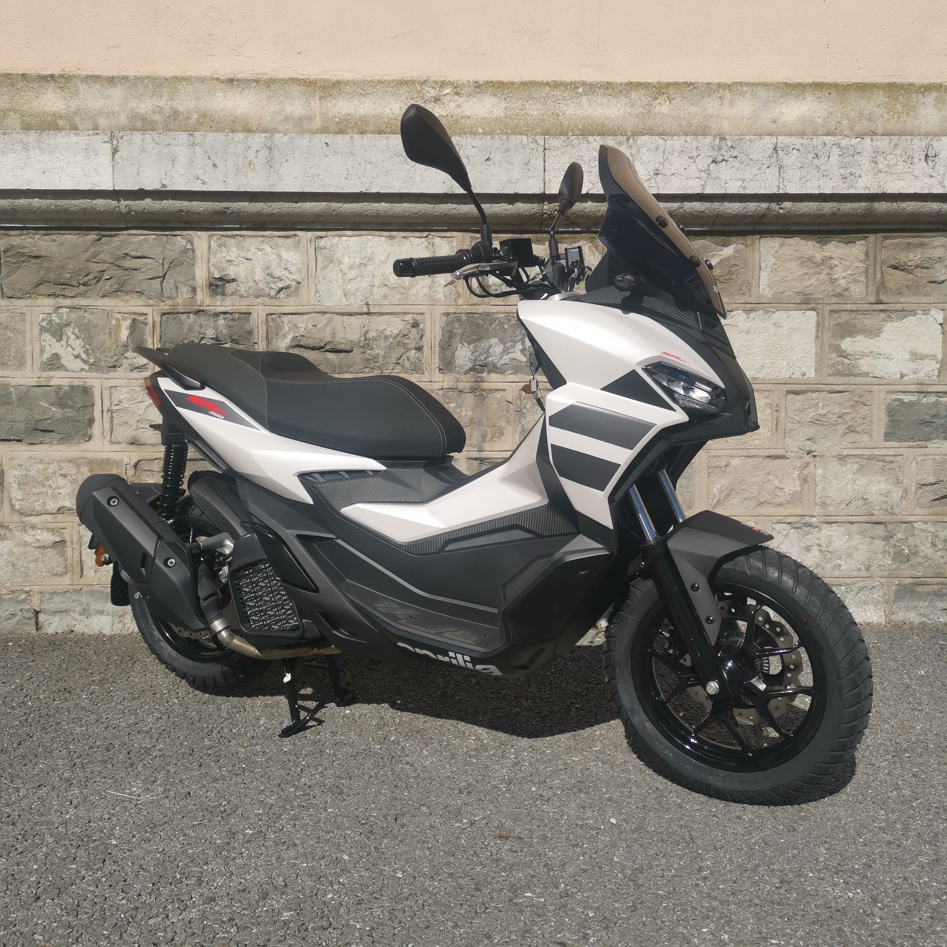 APRILIA SR 200 GT ABS E5+-image-0