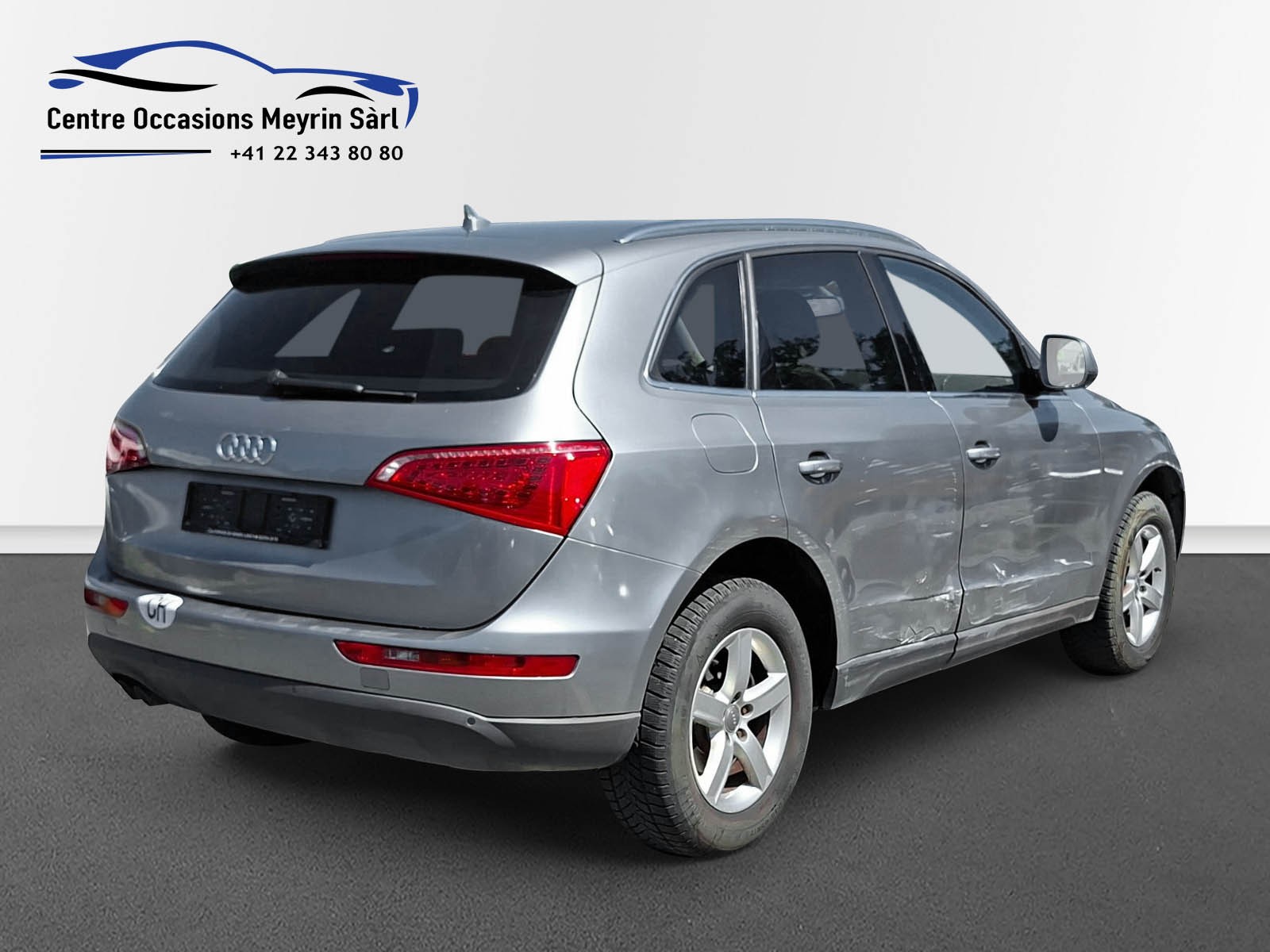 AUDI Q5 2.0 TDI quattro S-tronic-showroom-element-3