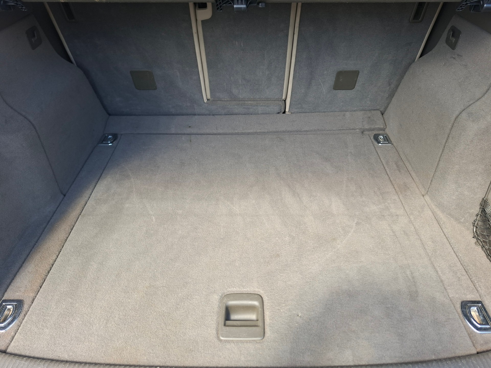 AUDI Q5 2.0 TDI quattro S-tronic-image-9