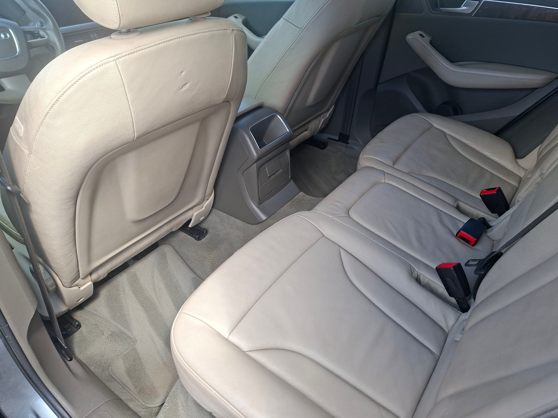 AUDI Q5 2.0 TDI quattro S-tronic-image-8