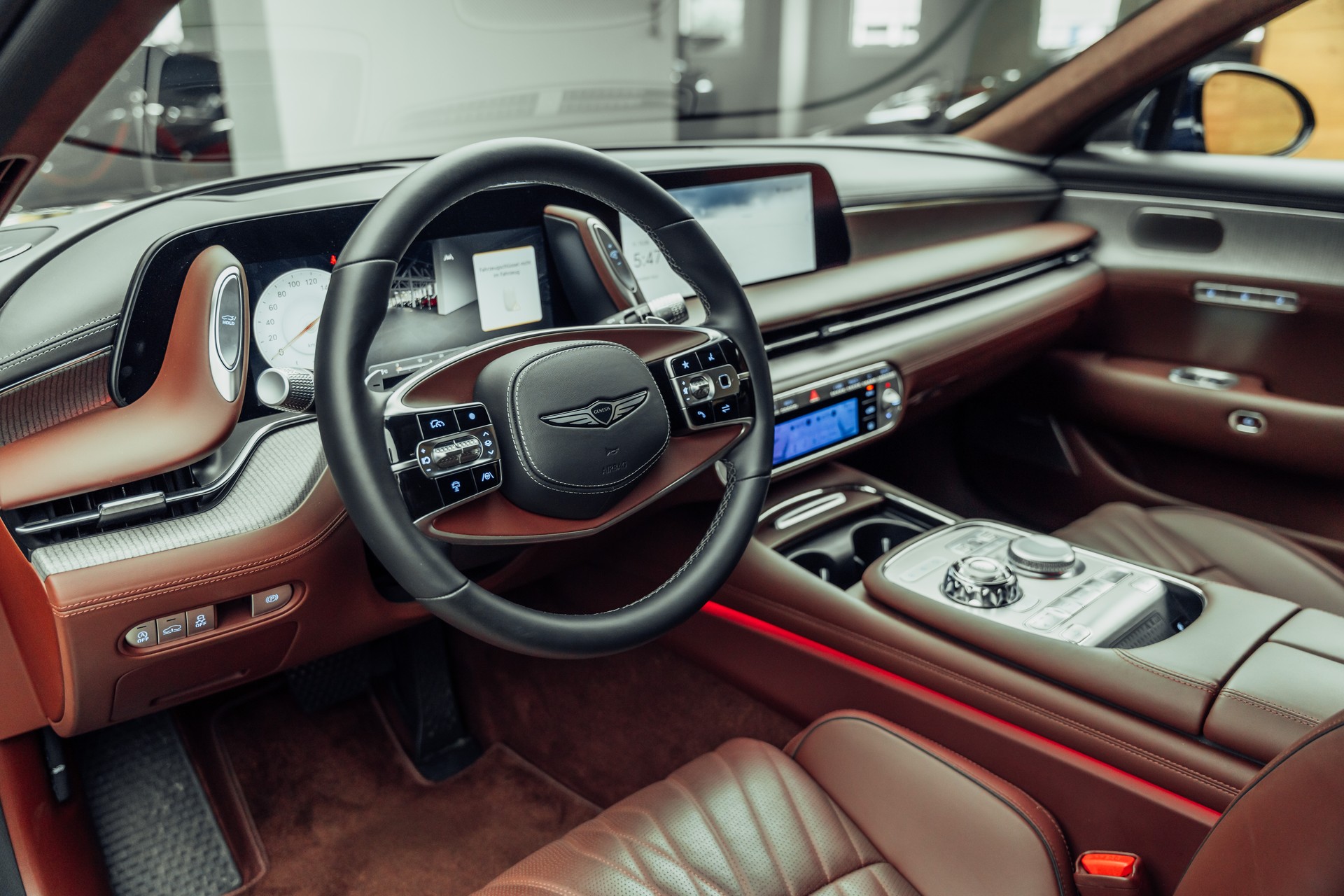 GENESIS G90 Luxury Plus AWD-image-6