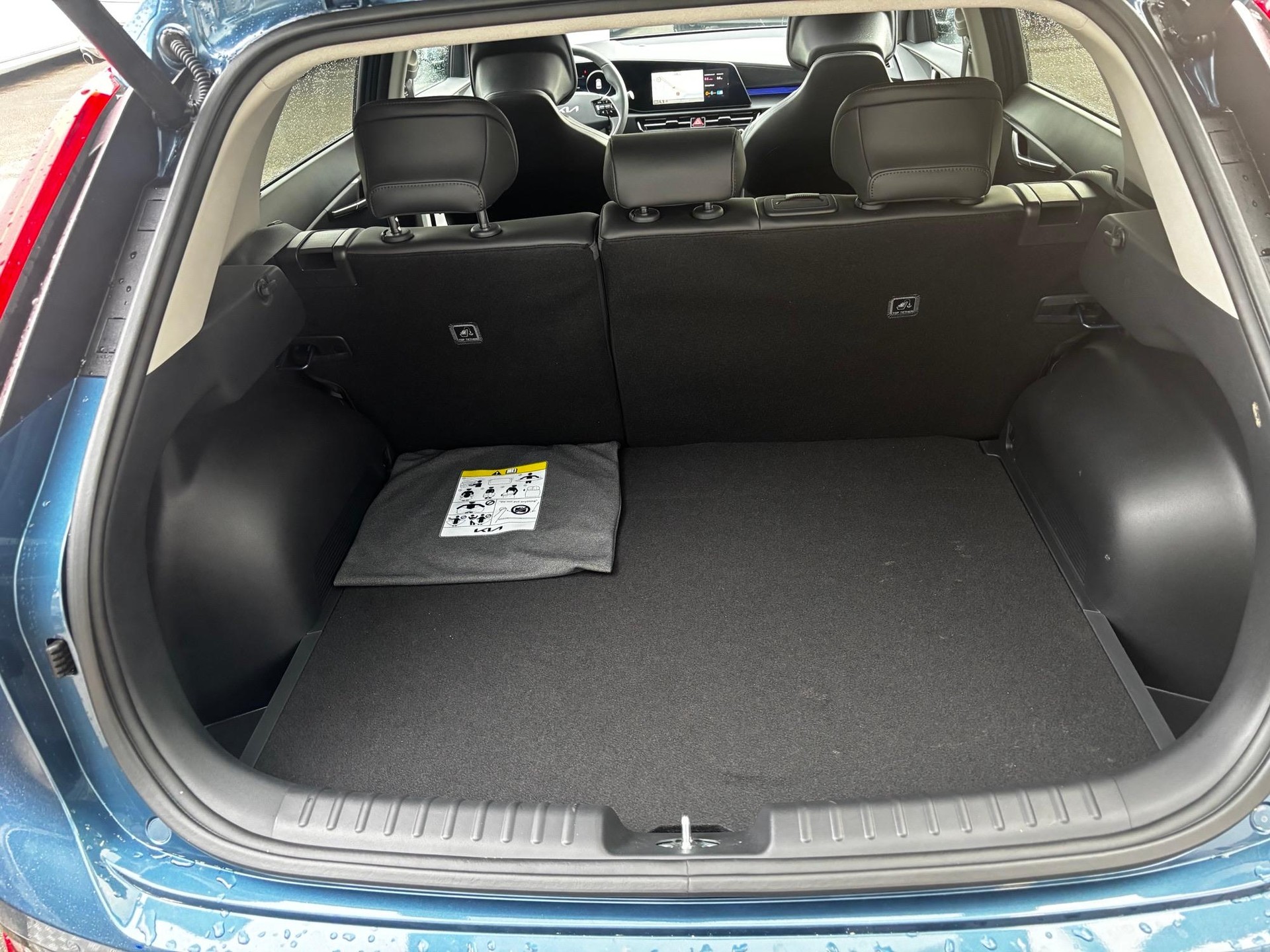 KIA Niro 1.6 GDi Hybrid Style-image-18