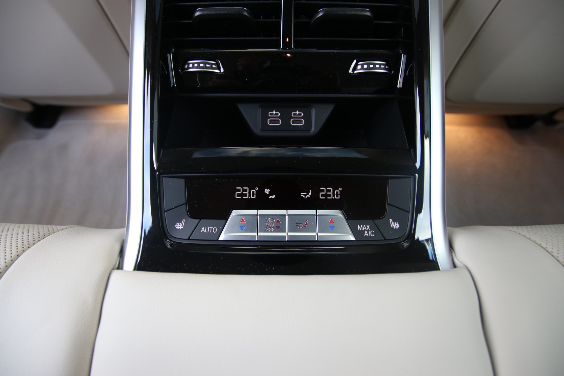 BMW 840i Gran Coupé xDrive Steptronic-image-31