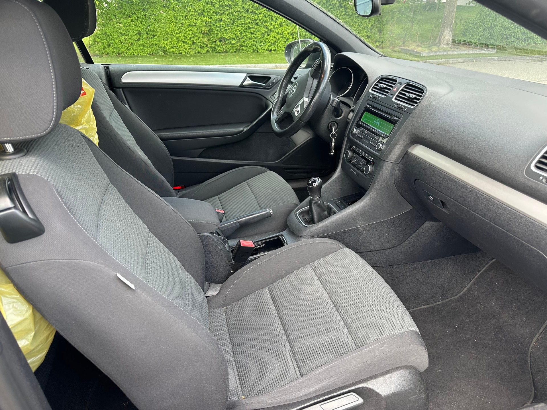 VW Golf Cabrio 1.2 TSI BlueMotion Technology-image-4