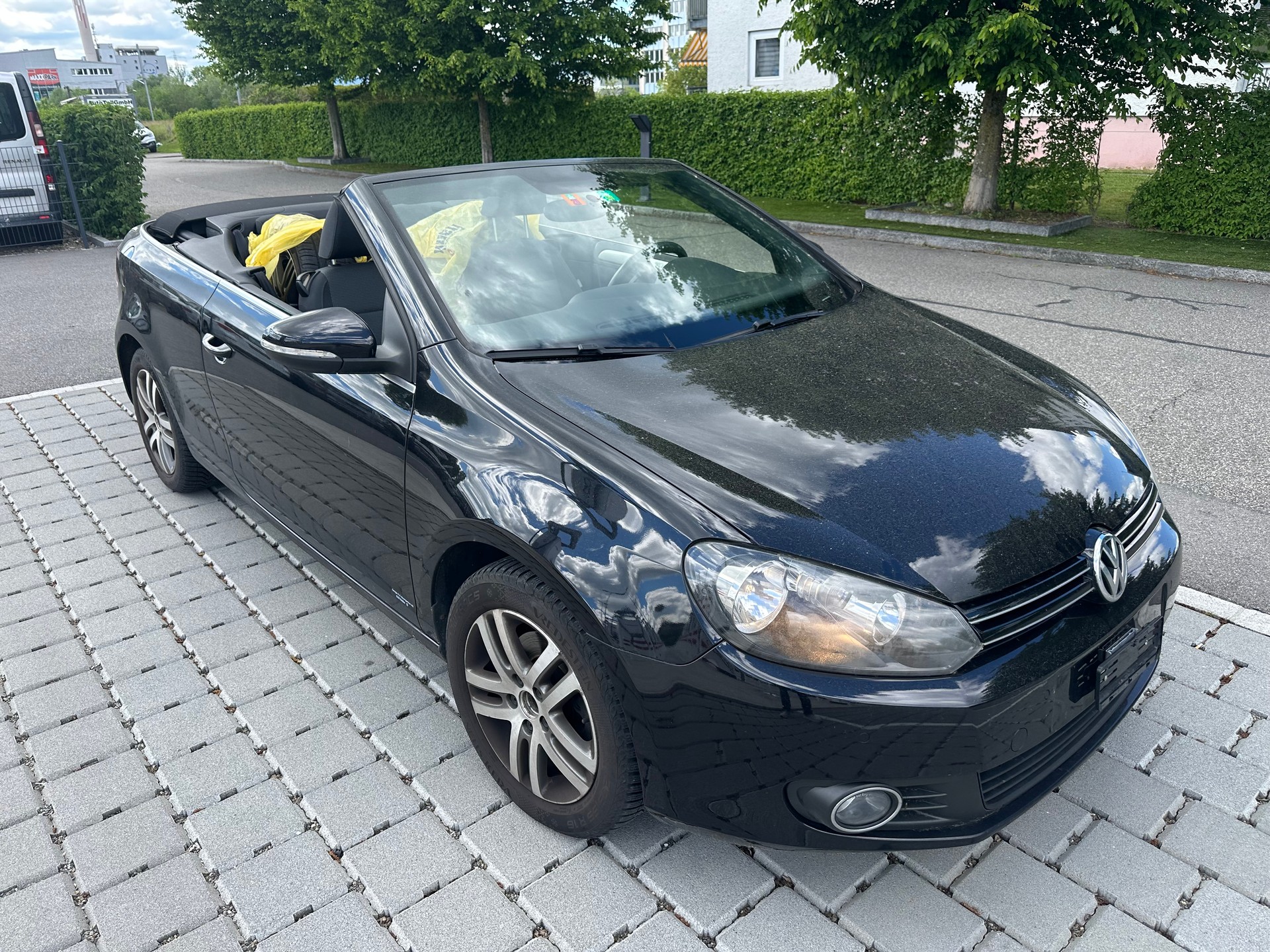 VW Golf Cabrio 1.2 TSI BlueMotion Technology-image-9