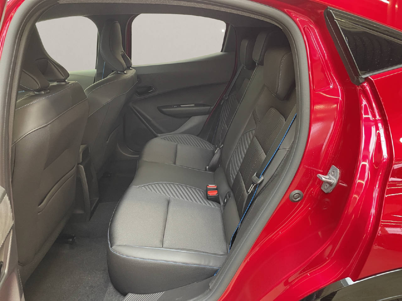 RENAULT Clio 1.8 E-Tech esprit Alpine-image-9
