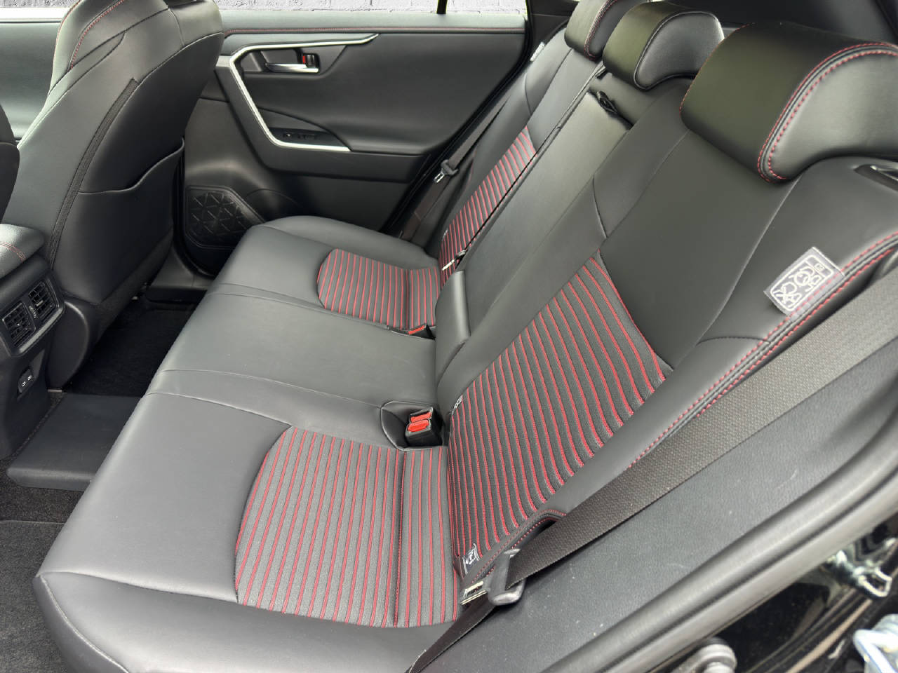 SUZUKI Across 2.5 PHEV Compact Top 4x4-image-8