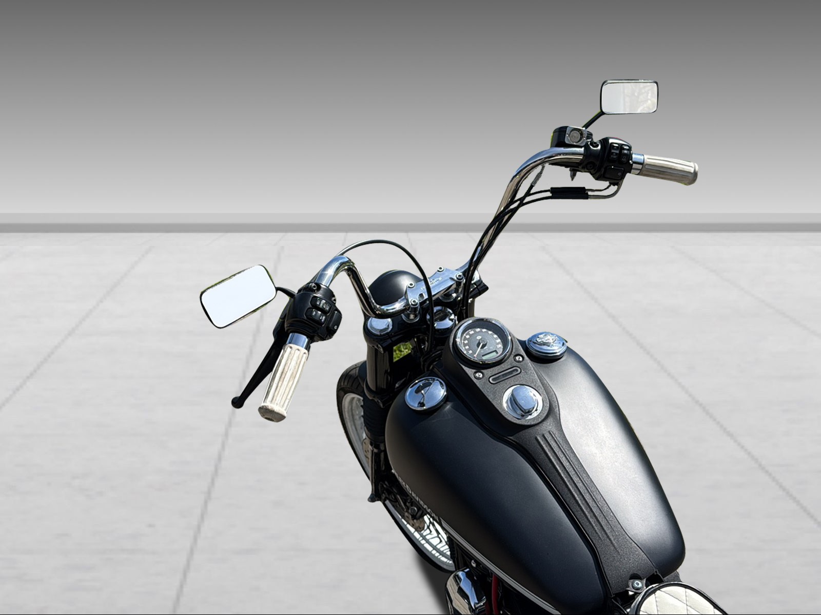 HARLEY-DAVIDSON FXDB Dyna Street Bob 103 ABS-image-3
