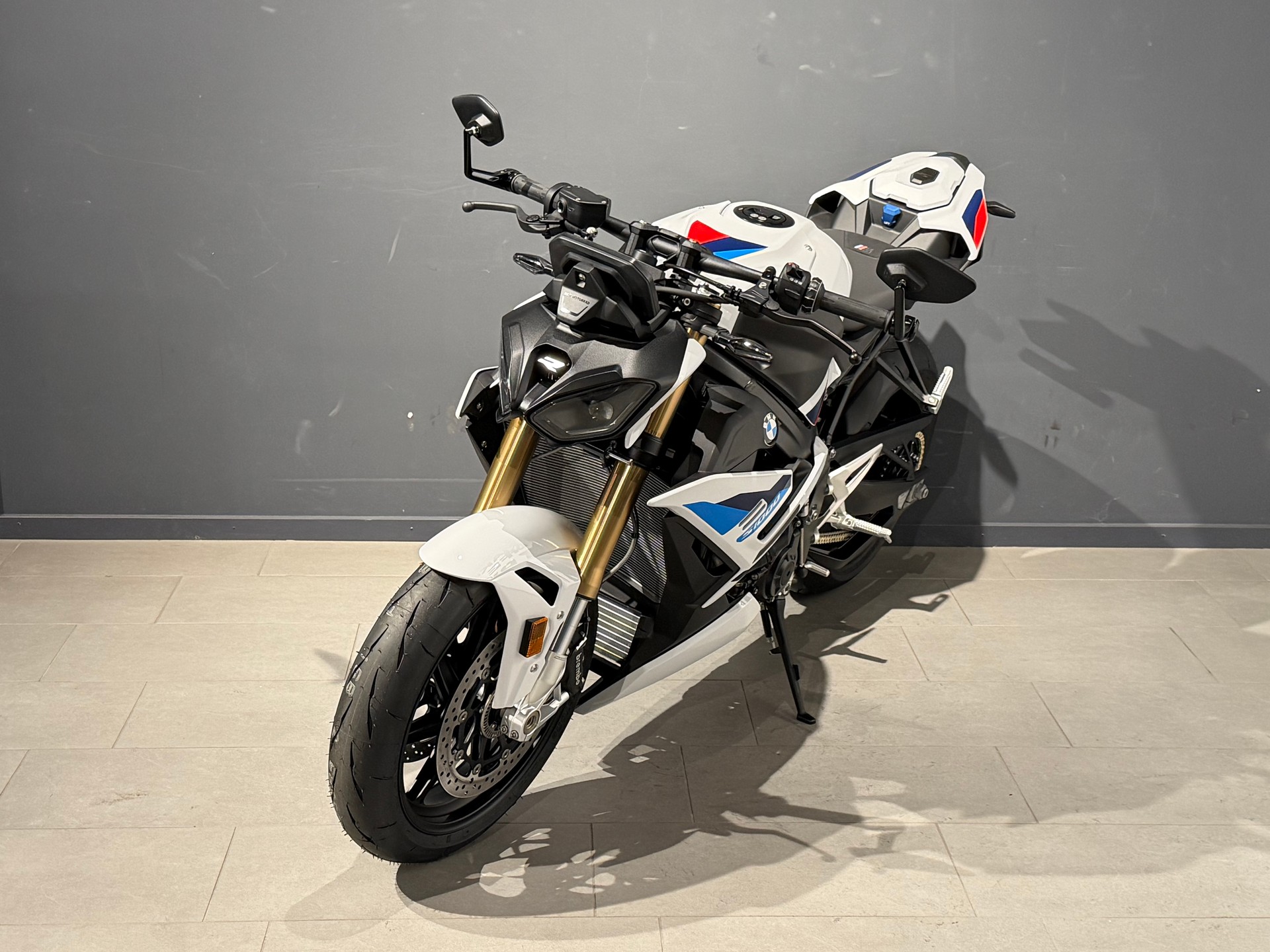 BMW S 1000 R-image-2