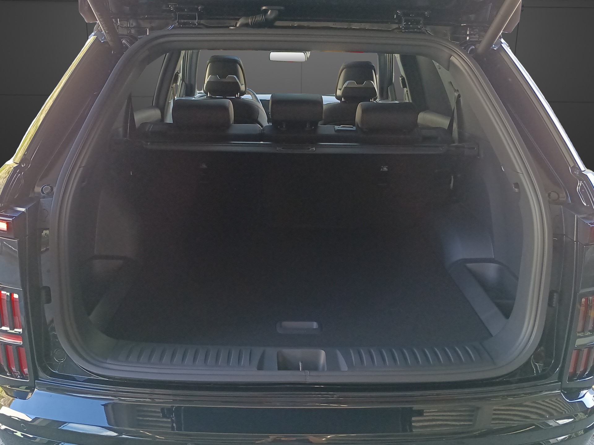 KGM-SsangYong Actyon 1.5 T GDI First Edition 4WD Panorama-image-17