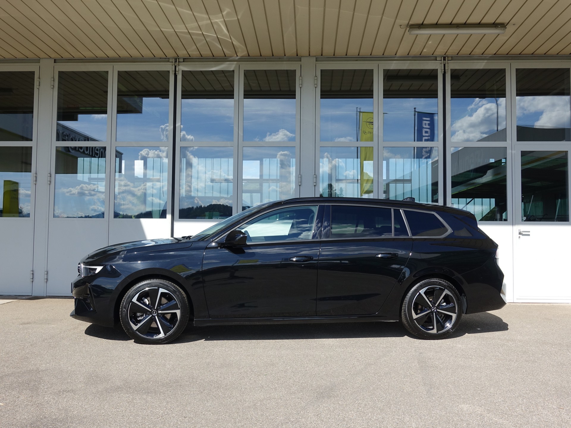 OPEL Astra ST 1.2i MHEV GS-showroom-element-1