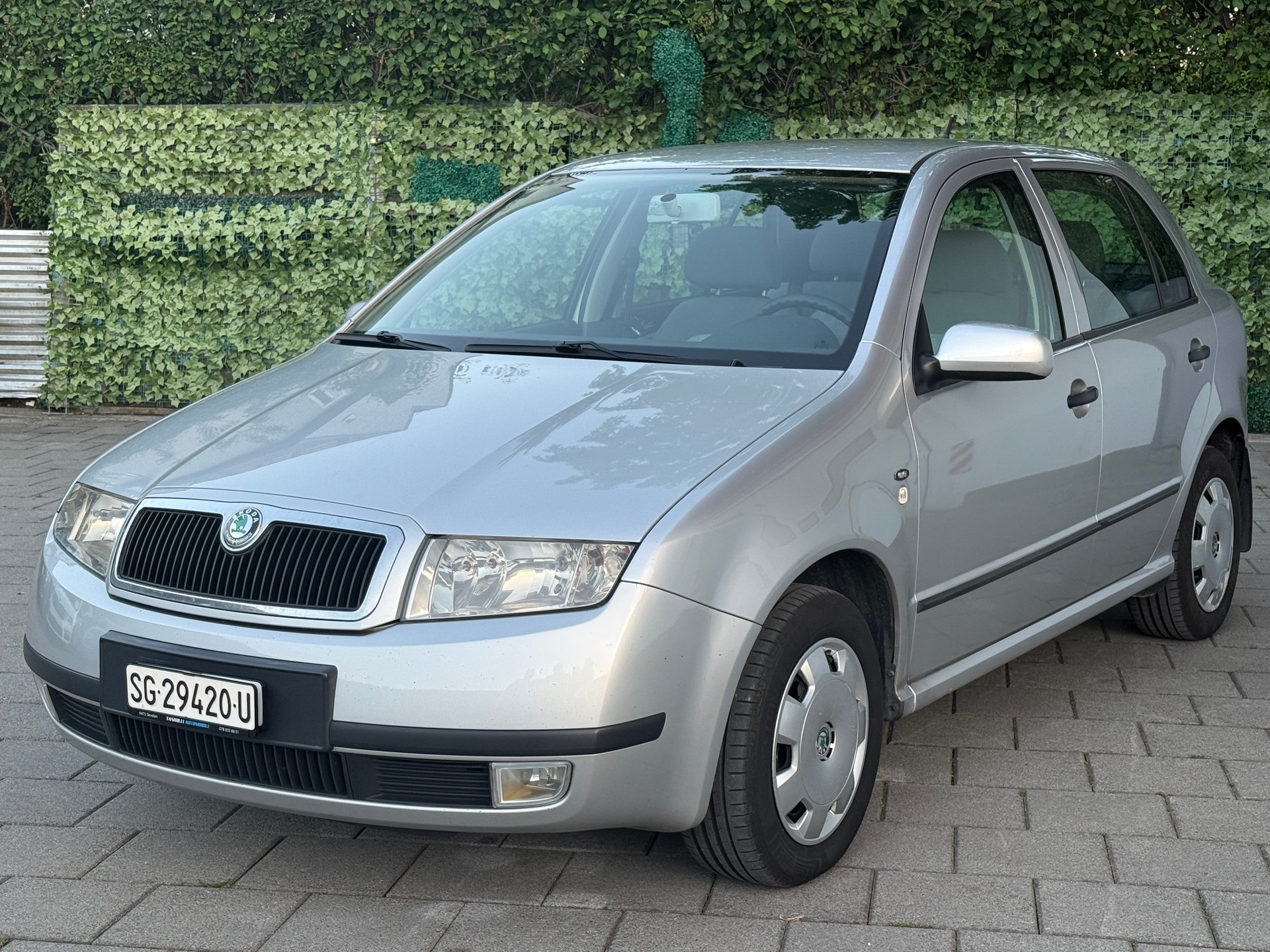 SKODA Fabia 1.4 16V Comfort-image-2