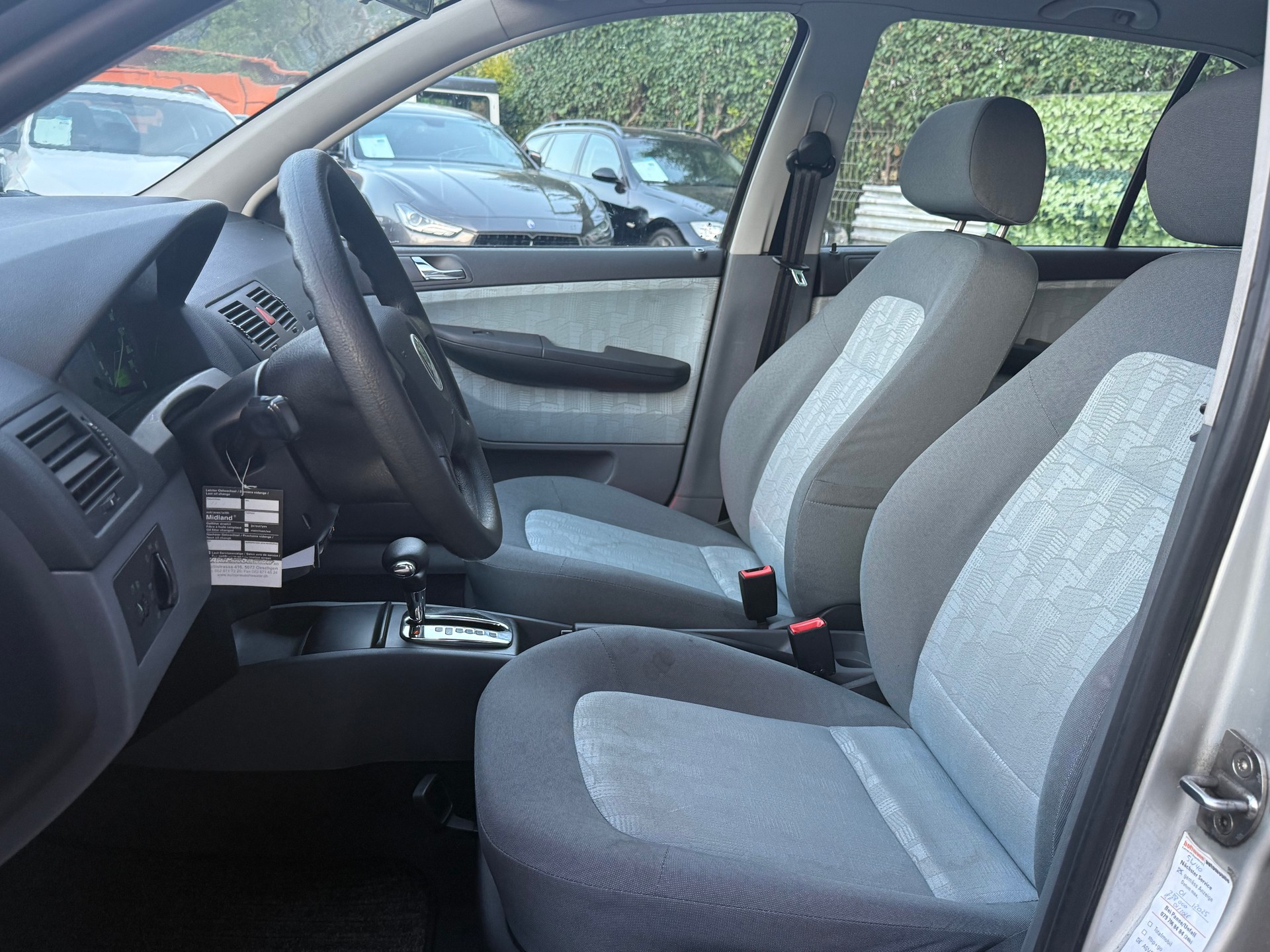 SKODA Fabia 1.4 16V Comfort-image-11