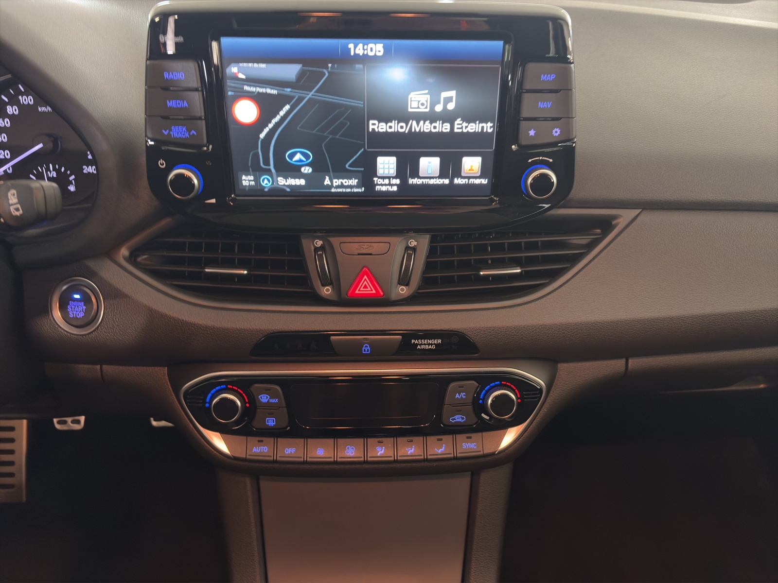 HYUNDAI i30 1.4 T-GDi Vertex-image-14