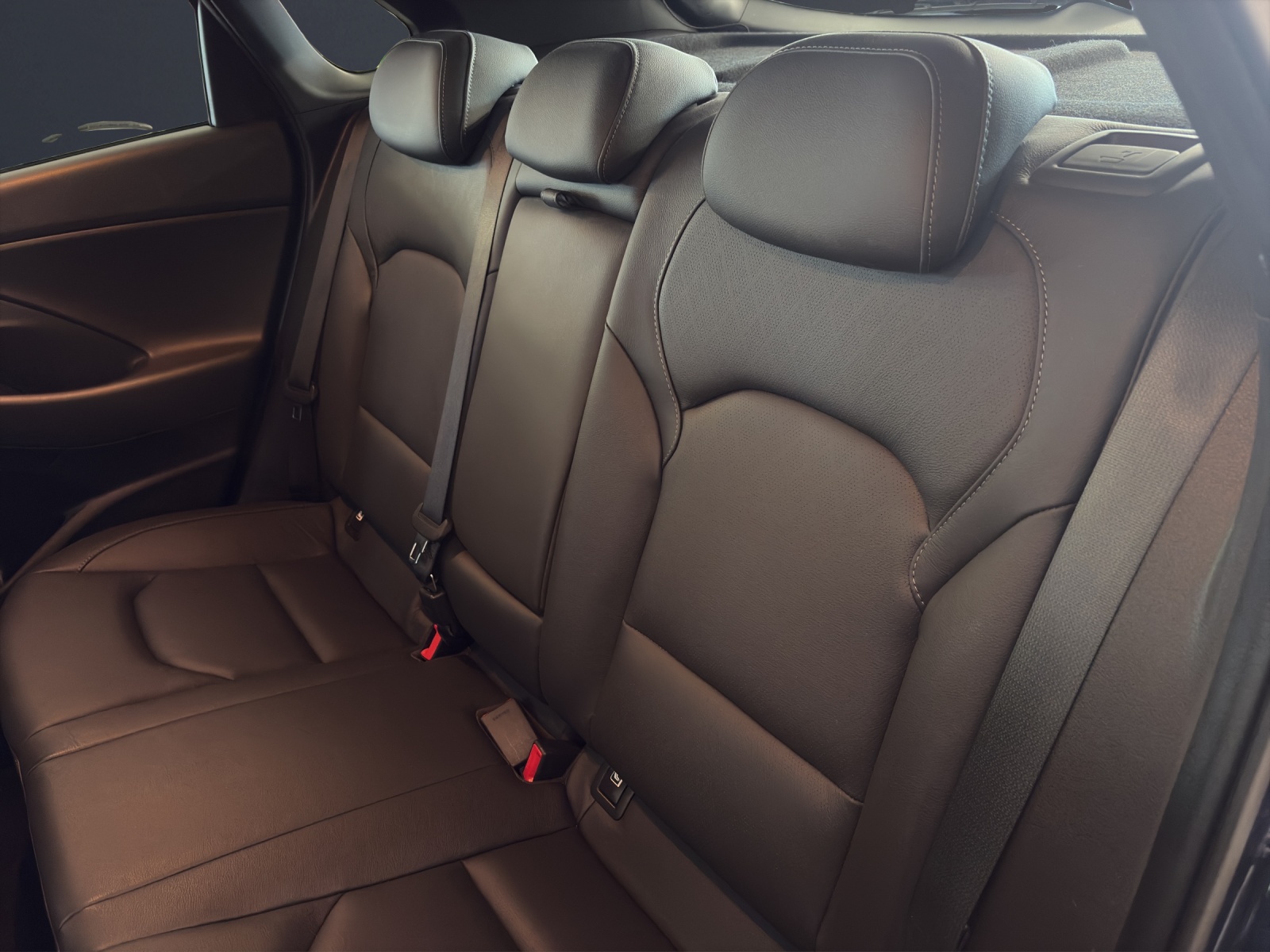 HYUNDAI i30 1.4 T-GDi Vertex-image-16
