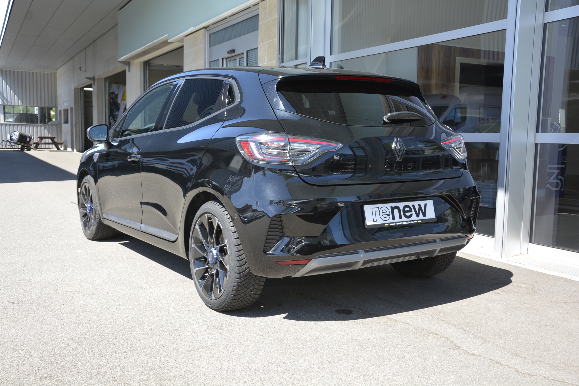 RENAULT Clio 1.6 E-Tech esprit Alpine-image-4