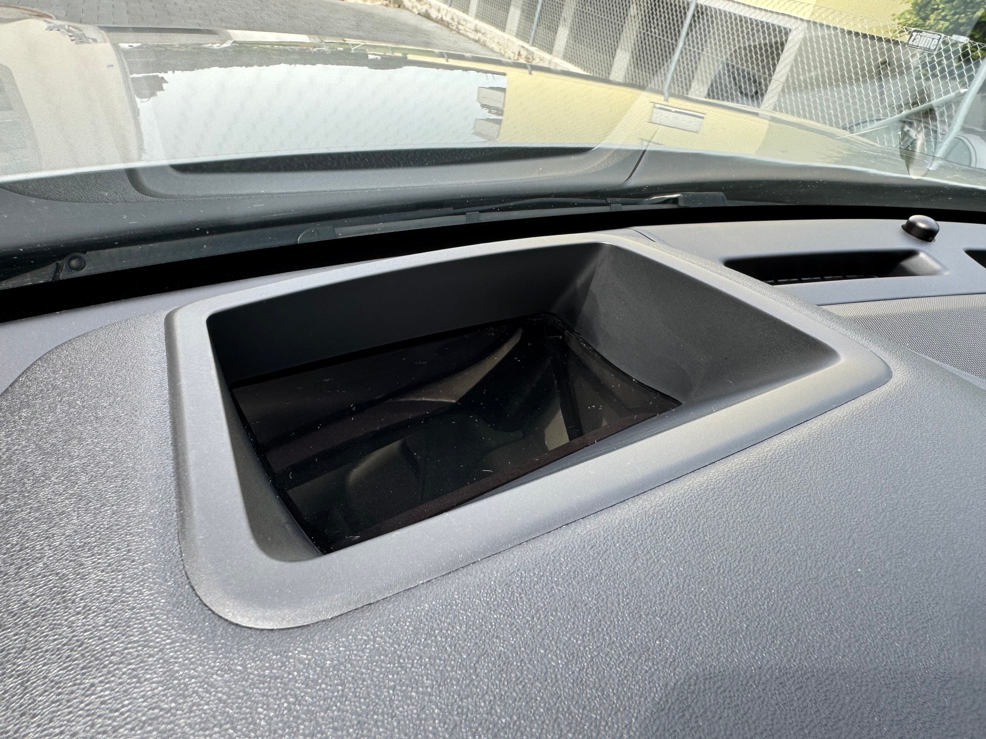 LAND ROVER LAND ROVER Range Rover Velar P 300 R-Dynamic HSE *CH-Fahrzeug*Panorama*Head-Up-image-20