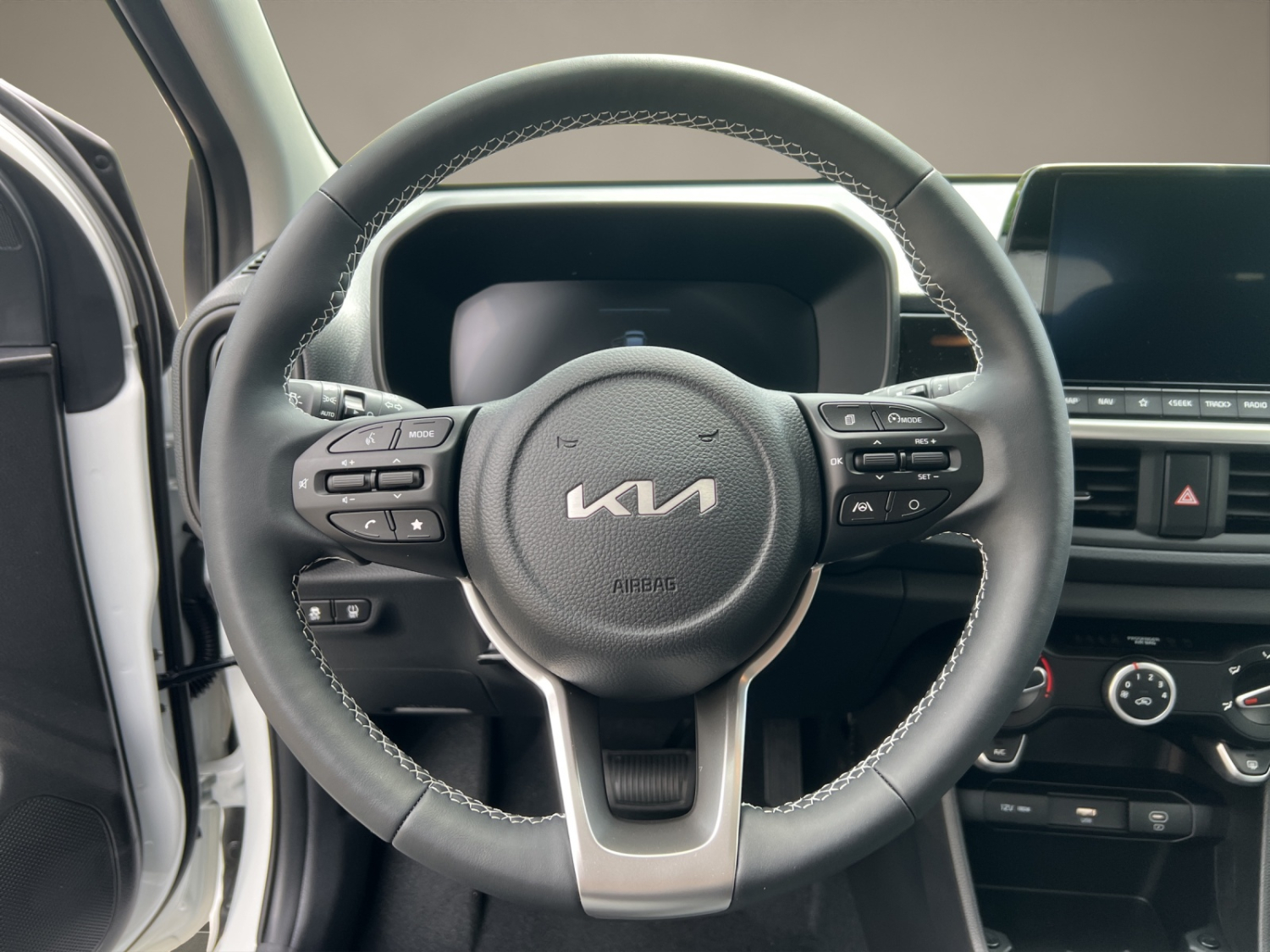 KIA Picanto 1.0 GDi First Edition-image-13