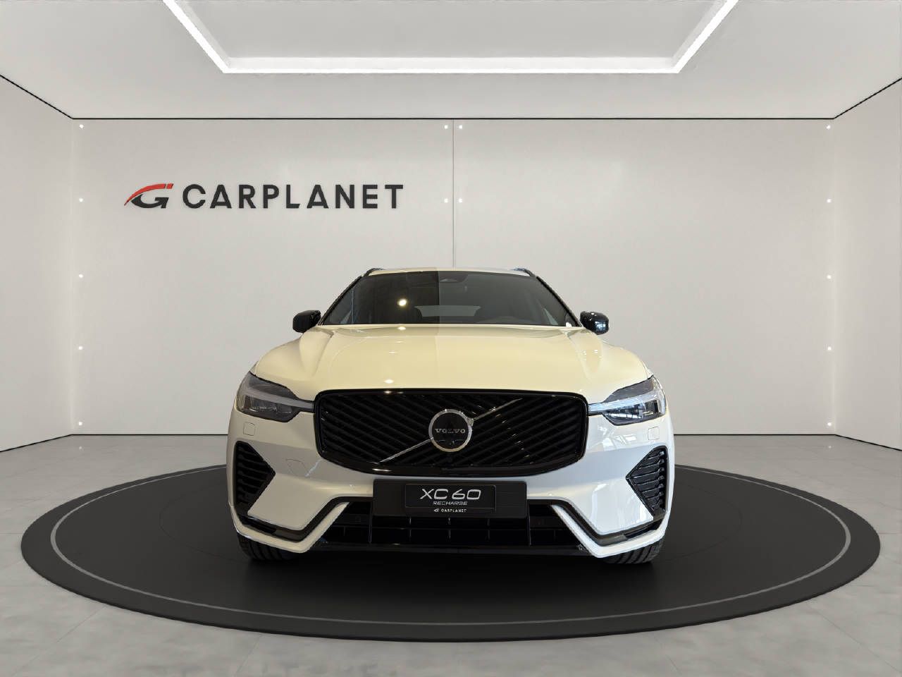 VOLVO XC60 2.0 T8 TE Ultra Dark eAWD-showroom-element-3