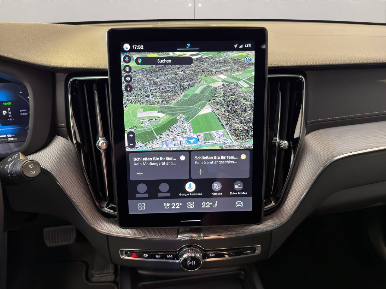 VOLVO XC60 2.0 T8 TE Ultra Dark eAWD-image-9